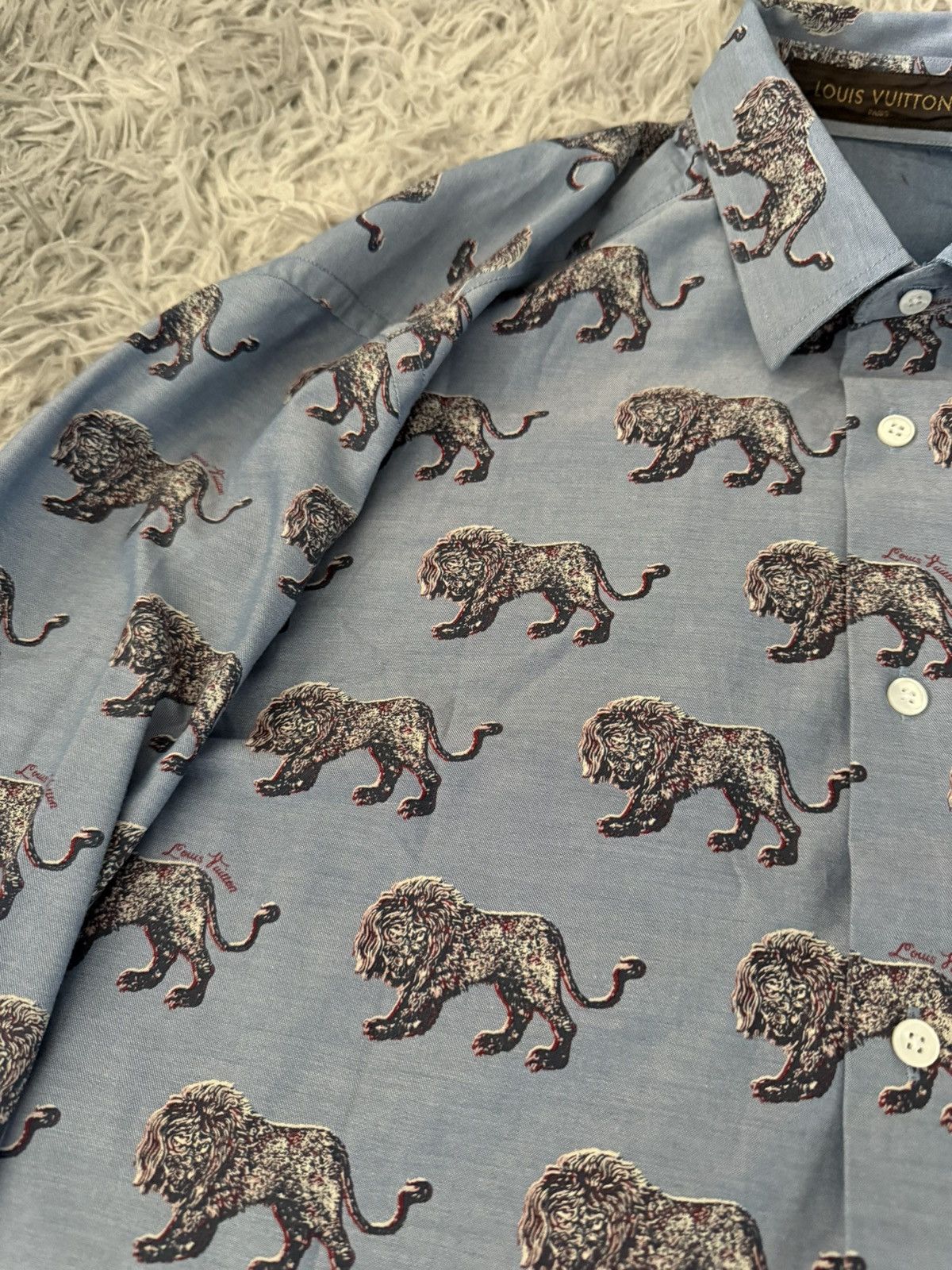 Louis Vuitton SS17 Chapman brothers lion printed shirt Size US L / EU 52-54 / 3 - 2 Thumbnail