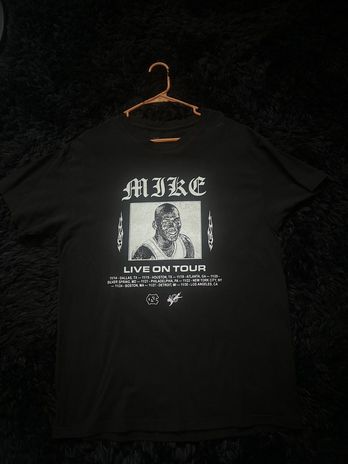 Other Vintage Michael Jordan tee Size US L / EU 52-54 / 3 - 4 Thumbnail