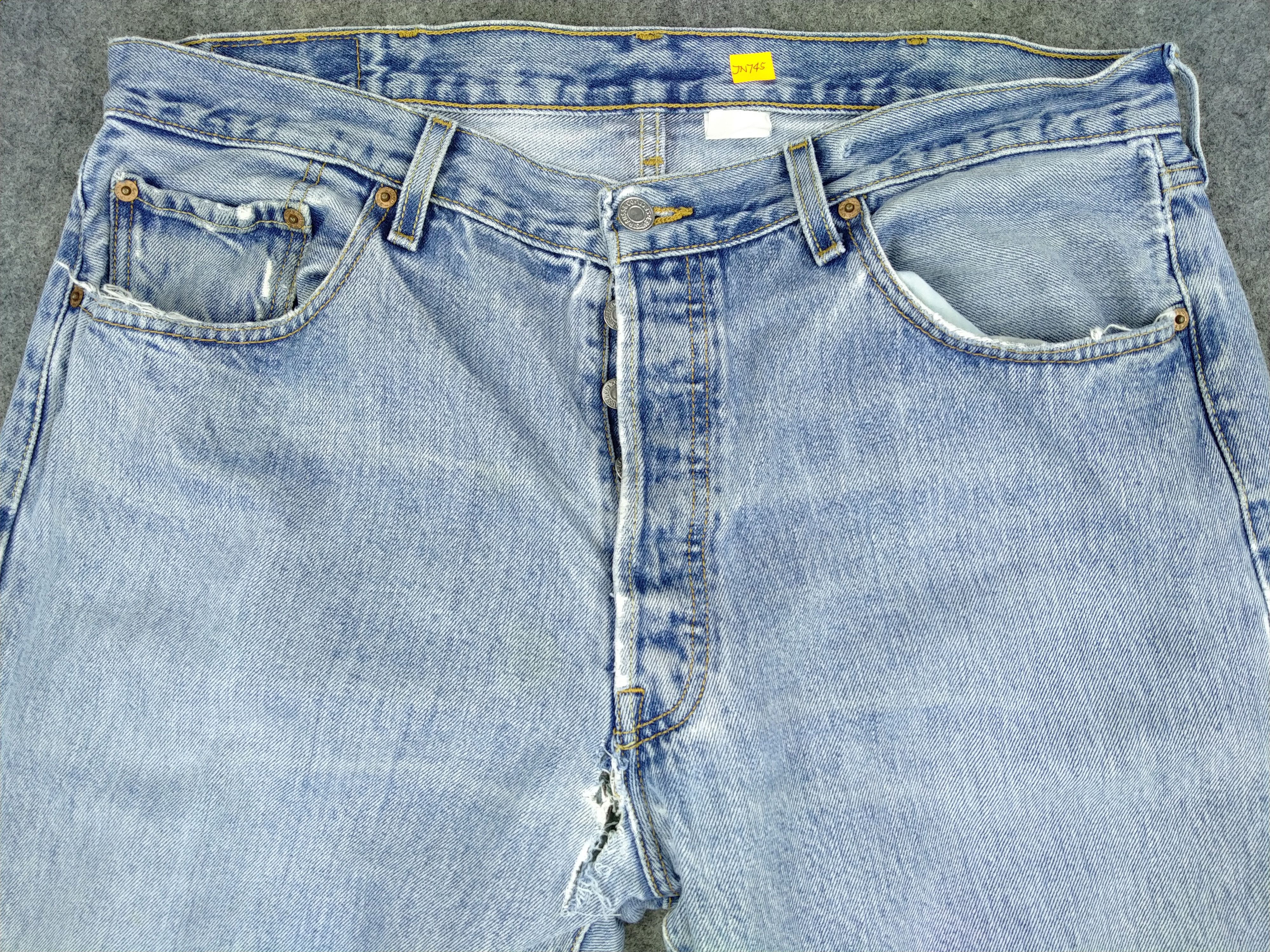 Levi's Light Wash Vintage Levi's 501 Denim 38 x 29.5 -JN745 Size US 38 / EU 54 - 3 Thumbnail