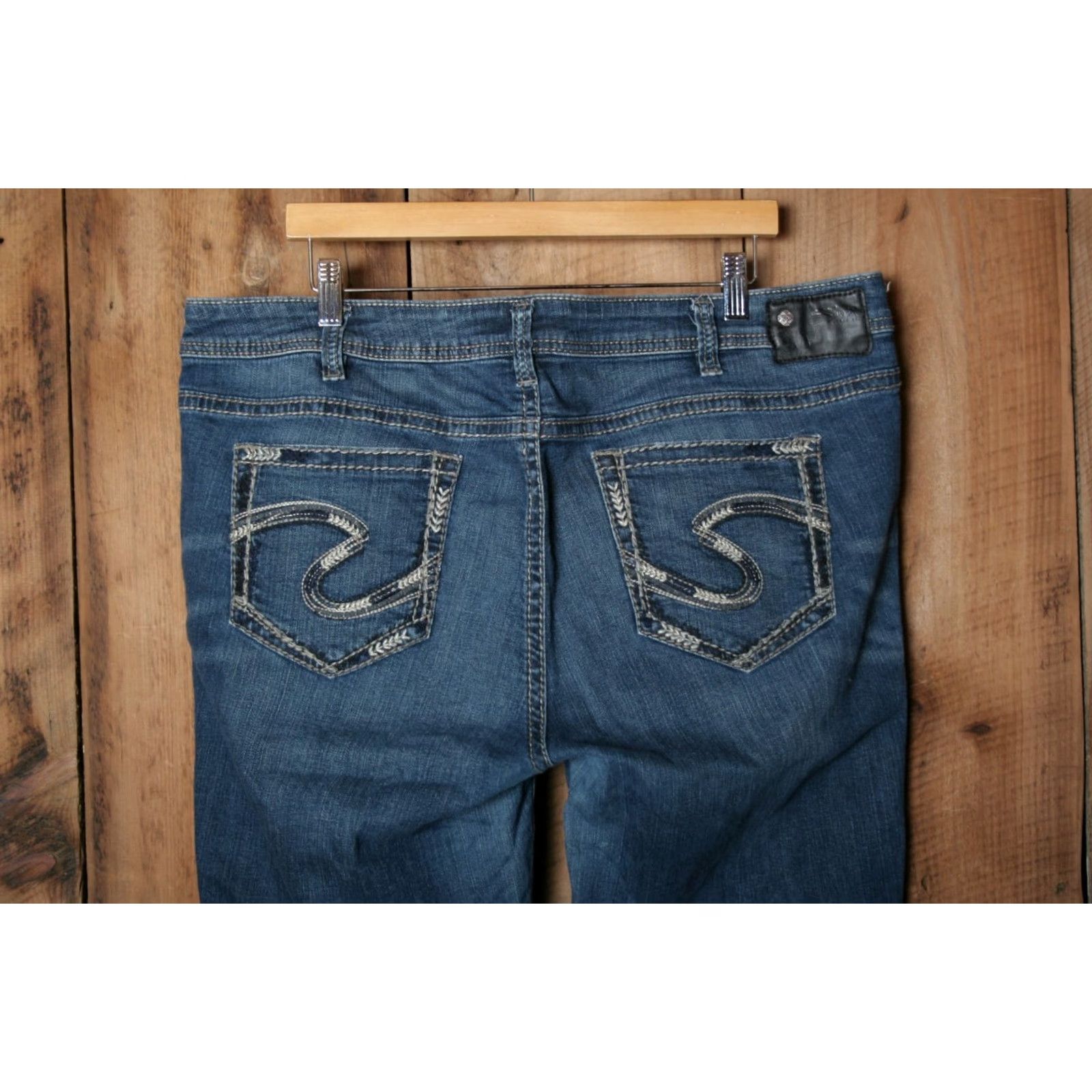 Silver Jeans Co. SILVER Jeans Aiko Bootcut Denim Jeans Sz. 44 Blue Women Inseam 29" Regular Mid Rise 8.5-10.5in Cotton Blend Beige? (color already blue) Size 30" / US 8 / IT 44 - 4 Thumbnail
