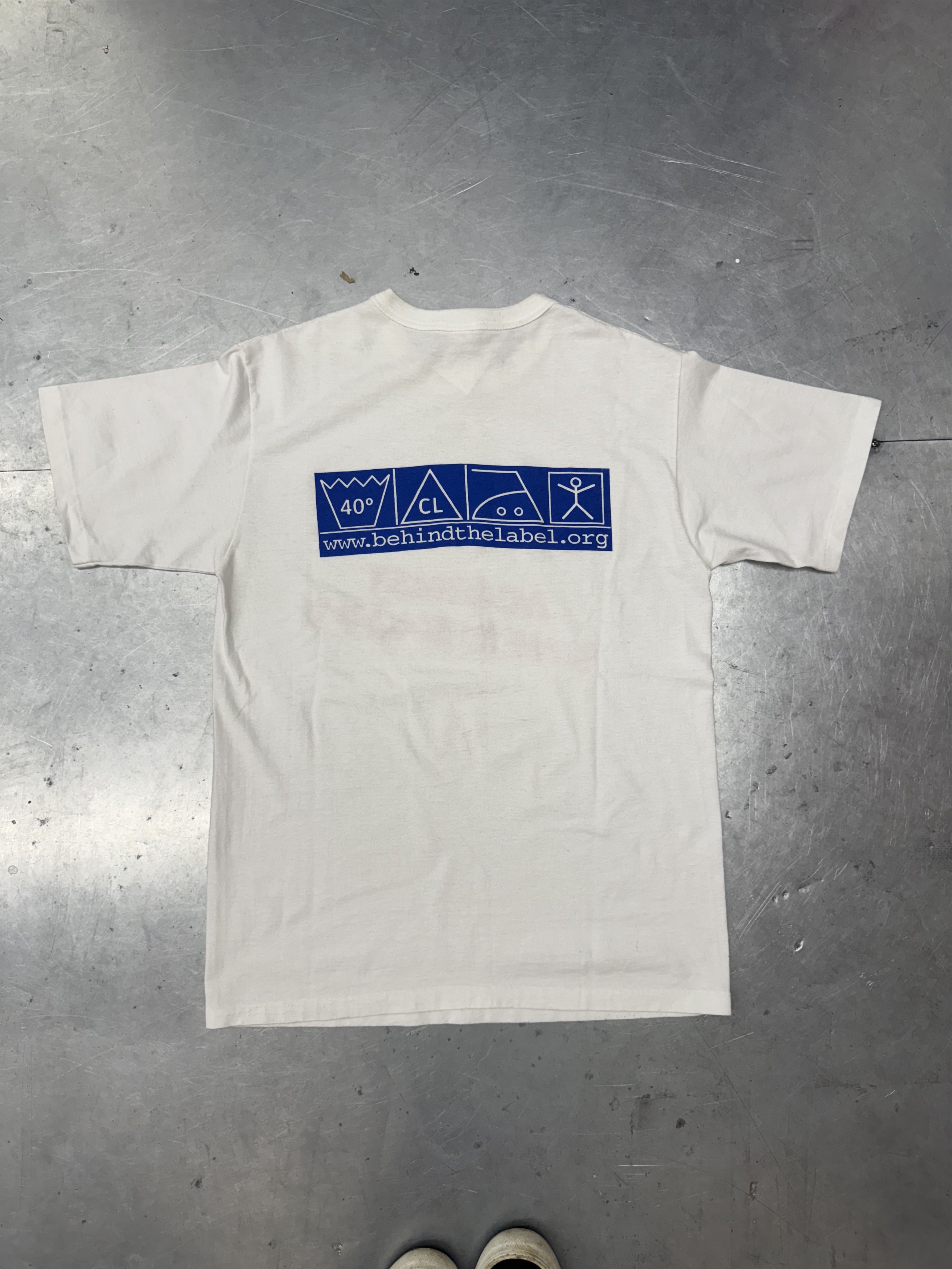 Other Unite! Against Sweatshops Tshirt Size US L / EU 52-54 / 3 - 2 Thumbnail