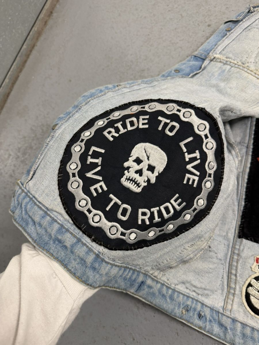 Vintage Biker Gang 80s 51States Cut Embroidered Studded Patched Vest Size US L / EU 52-54 / 3 - 14 Thumbnail