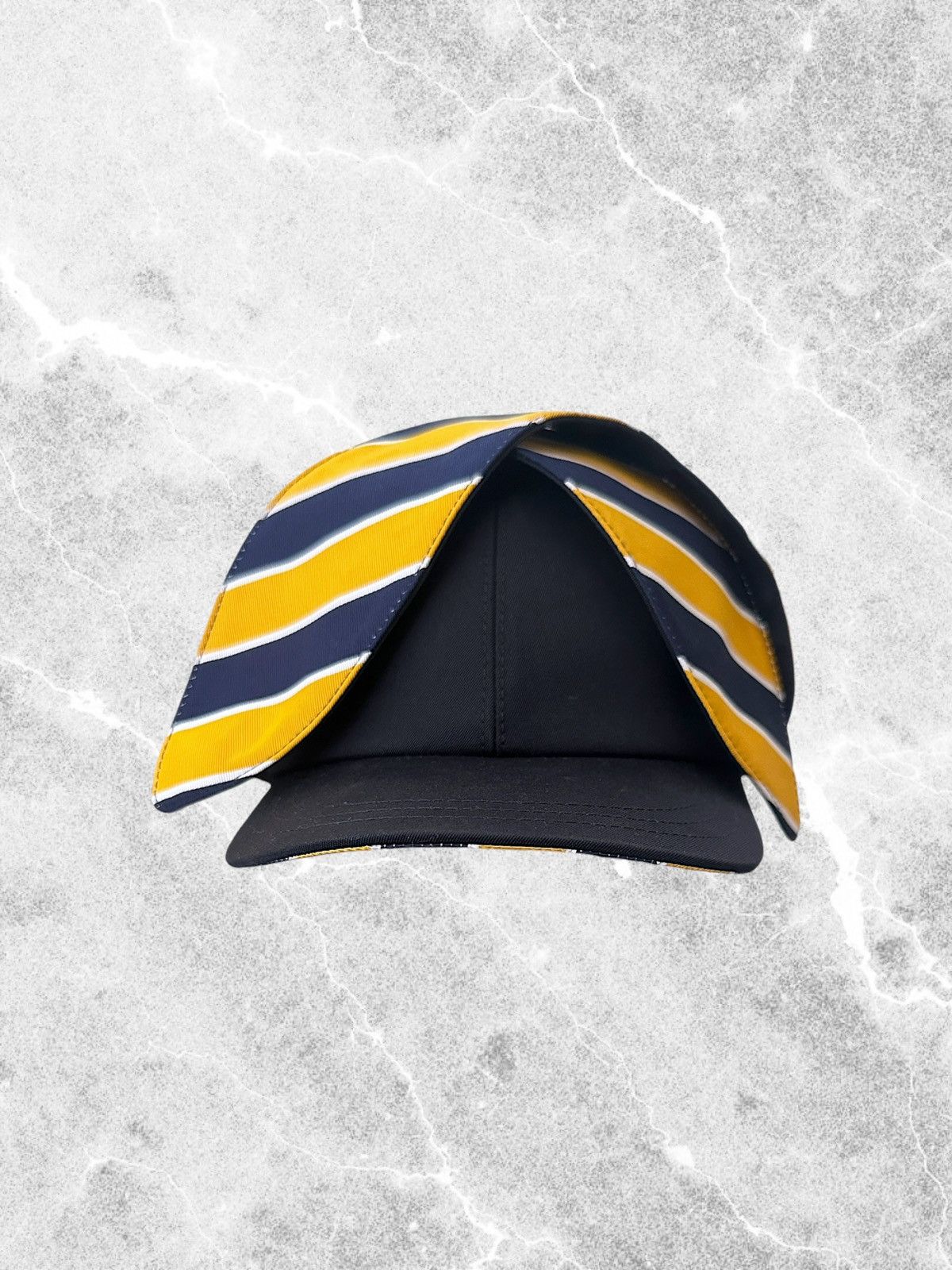 Thom Browne Thom Browne Tie Cap Size ONE SIZE - 14 Thumbnail
