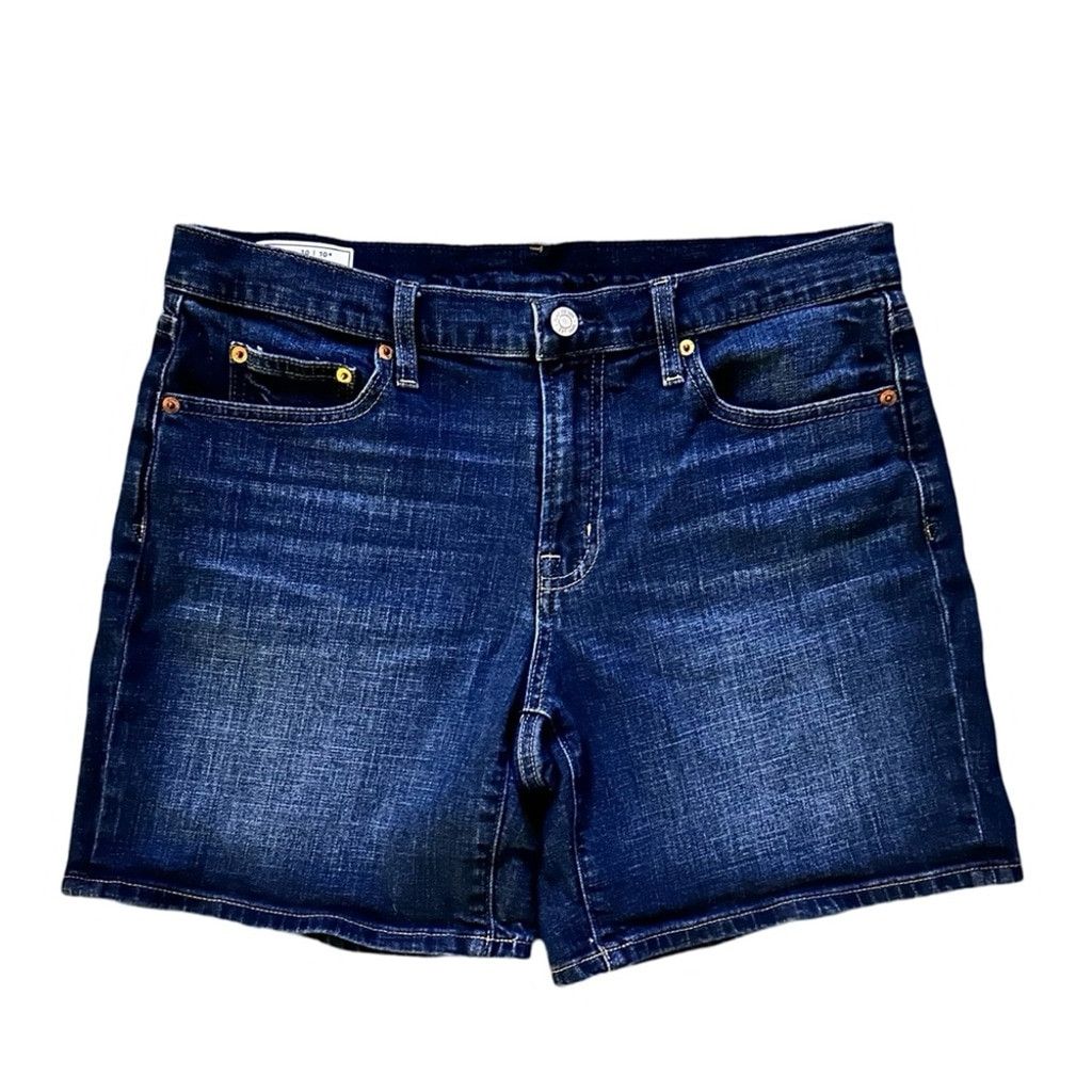 Gap GAP Women’s Jean 5” Short Mid-Rise Blue Size 30 or 10R. Size 42" / US 20 - 15 Thumbnail