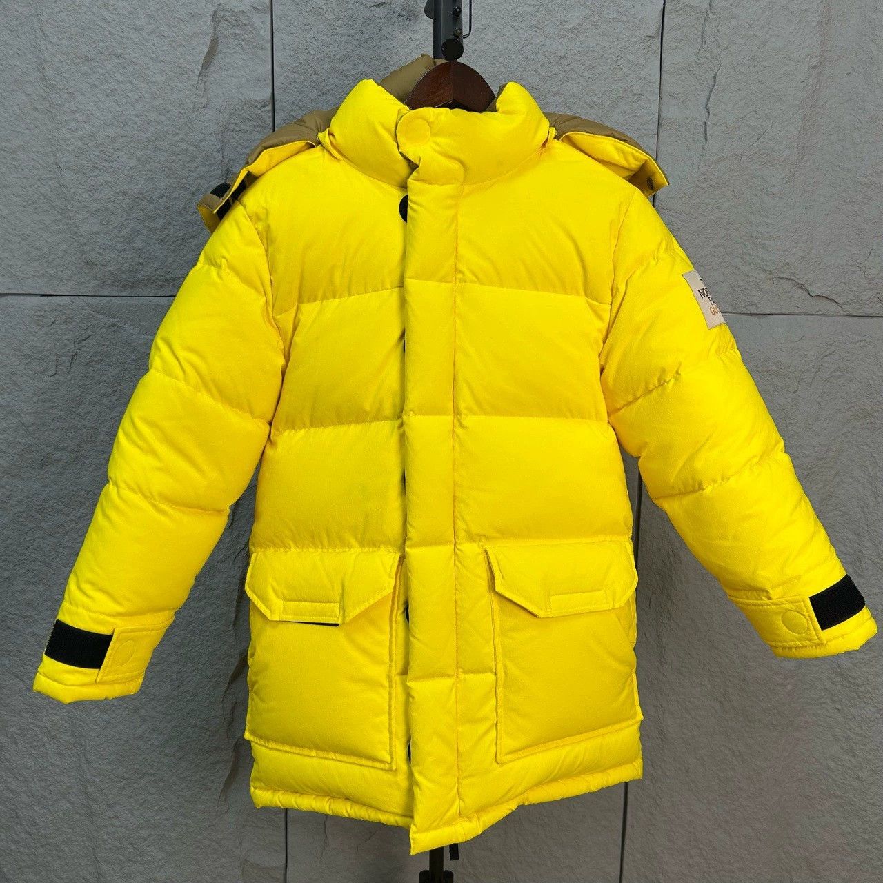 Gucci gucci x tnf yellow down jacket xs Size XS / US 0-2 / IT 36-38 - 1 Thumbnail