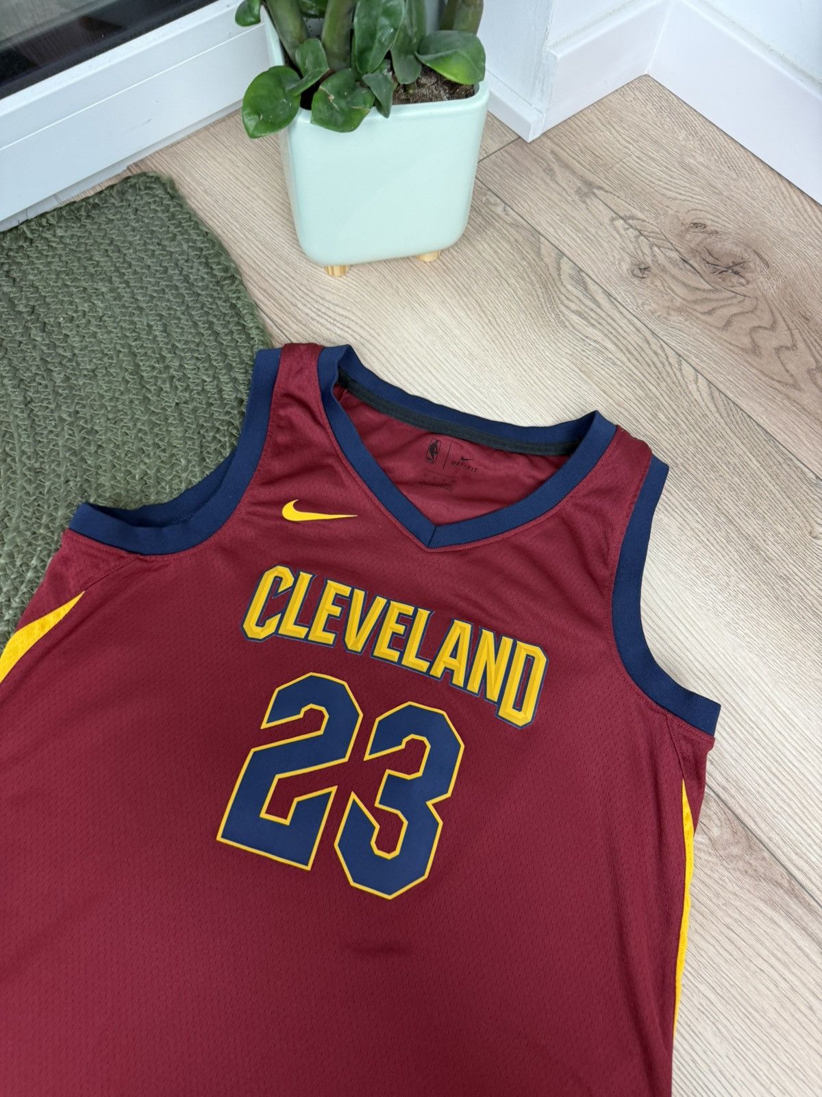 NBA Nike Cleveland Cavaliers Jersey #23 LeBron James Size US S / EU 44-46 / 1 - 4 Thumbnail