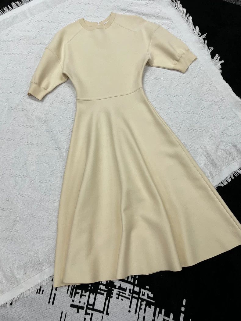 Dior Dior Beige dress Size XS / US 0-2 / IT 36-38 - 1 Thumbnail
