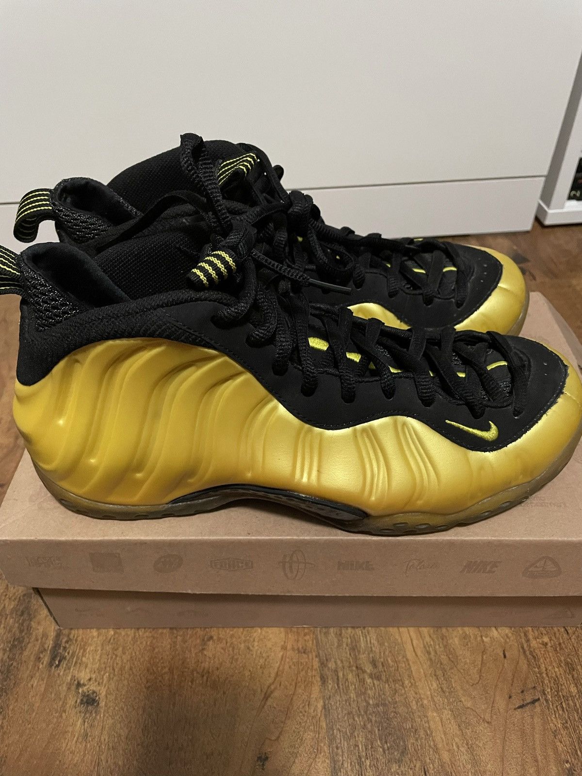 Nike Nike Foamposite One “Electrolime” Size US 8.5 / EU 41-42 - 3 Thumbnail