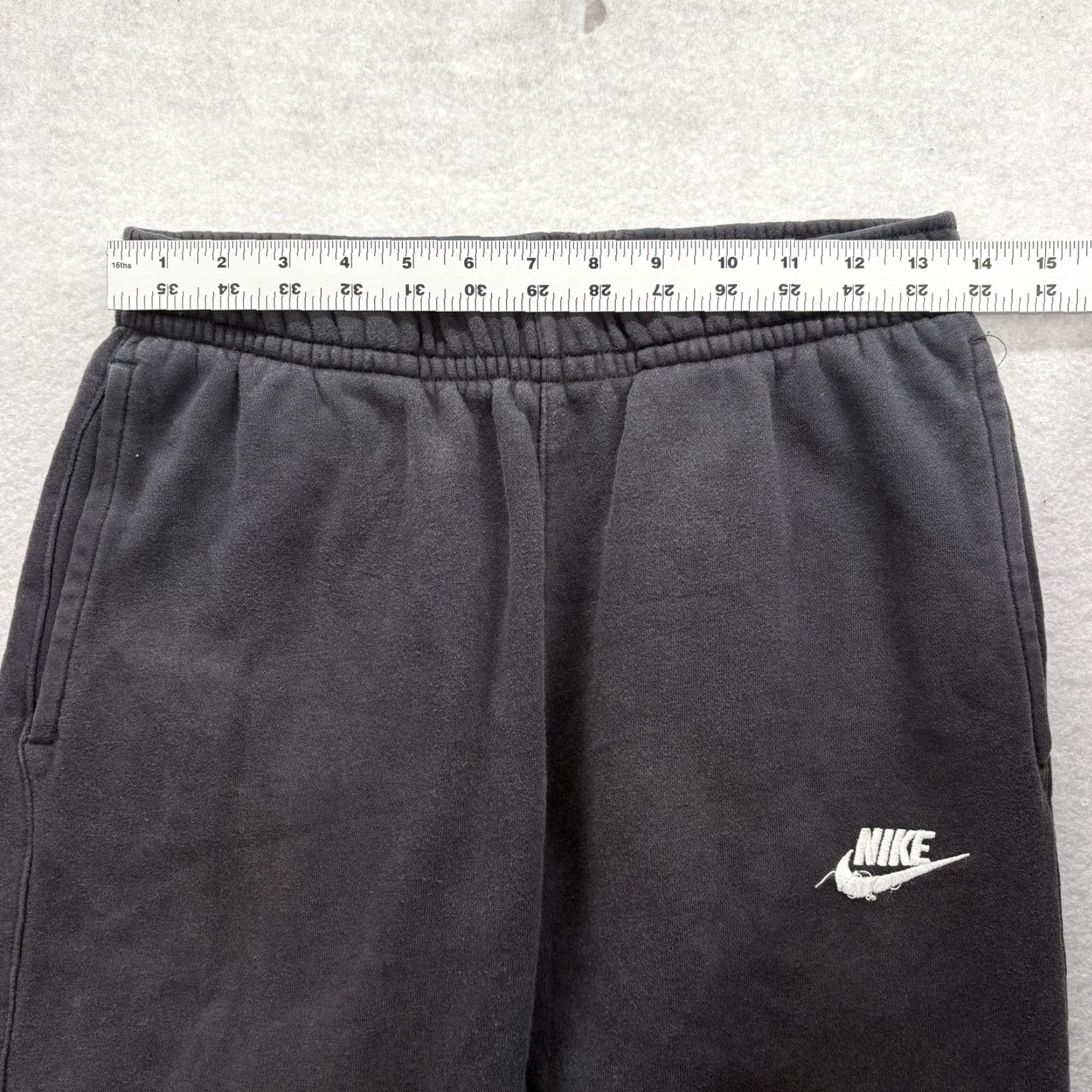 Nike Nike Club Fleece Pants Mens Small Black Joggers Sweatpants Athletic Gym Training Size US 29 - 6 Thumbnail
