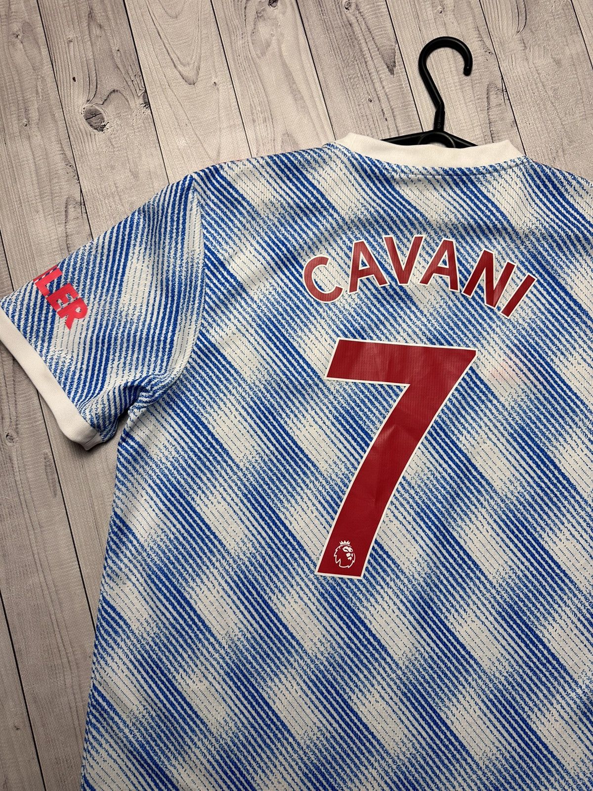 Adidas Adidas Manchester United Soccer jersey size L 7 Cavani Size US L / EU 52-54 / 3 - 7 Thumbnail