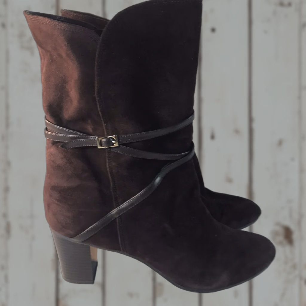 Isaac Mizrahi Isaac Mizrahi Brown Suede Women’s Bootie Size 10M Mid-Calf Block Heel Casual Winter Size US 10 / IT 40 - 1 Thumbnail