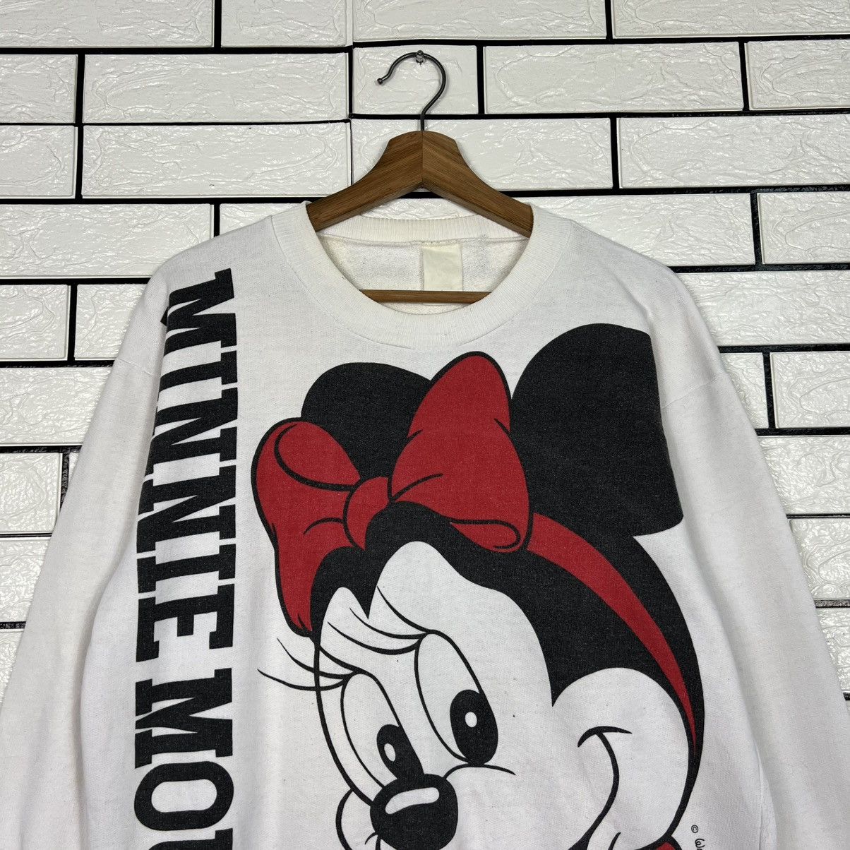 Disney Vintage 90's MINNIE MOUSE Big Logo Sweatshirt #4178-C191 Size US M / EU 48-50 / 2 - 2 Thumbnail