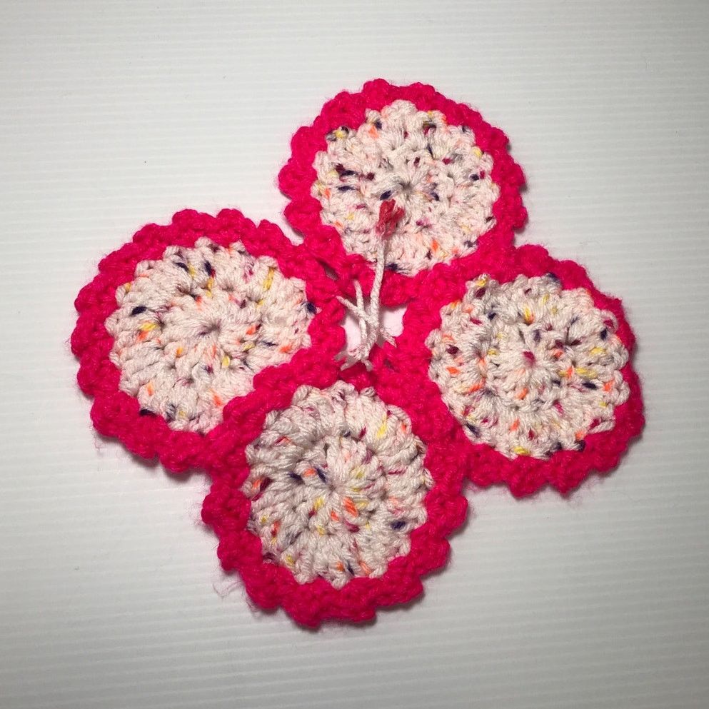 Handmade NWT Handmade Crocheted Facial Scrubbies by Dawny Set of 4 Size ONE SIZE - 1 Thumbnail