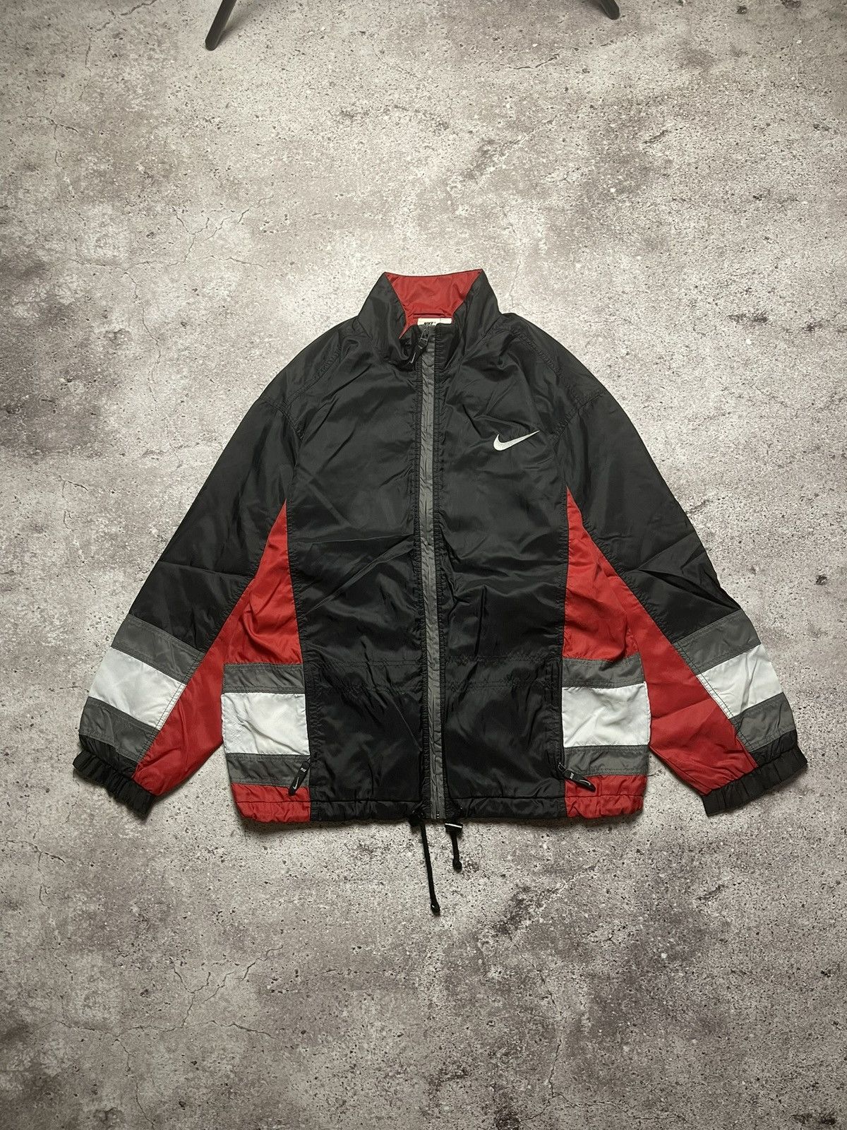 Nike Vintage Nike Nylon Rare Windbreaker 90s Y2K Size US M / EU 48-50 / 2 - 3 Thumbnail