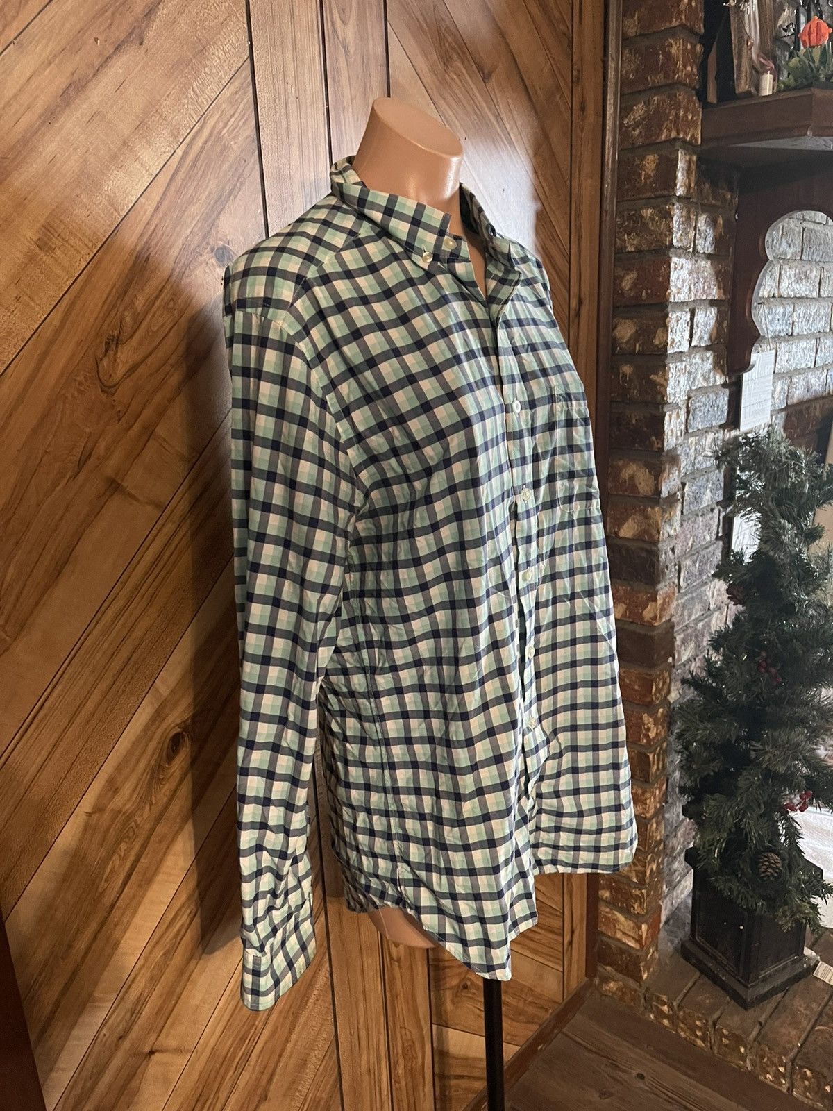 Vineyard Vines Vineyard Vines Men's Slim Fit Tucker Shirt Plaid Button Down Size US M / EU 48-50 / 2 - 4 Thumbnail