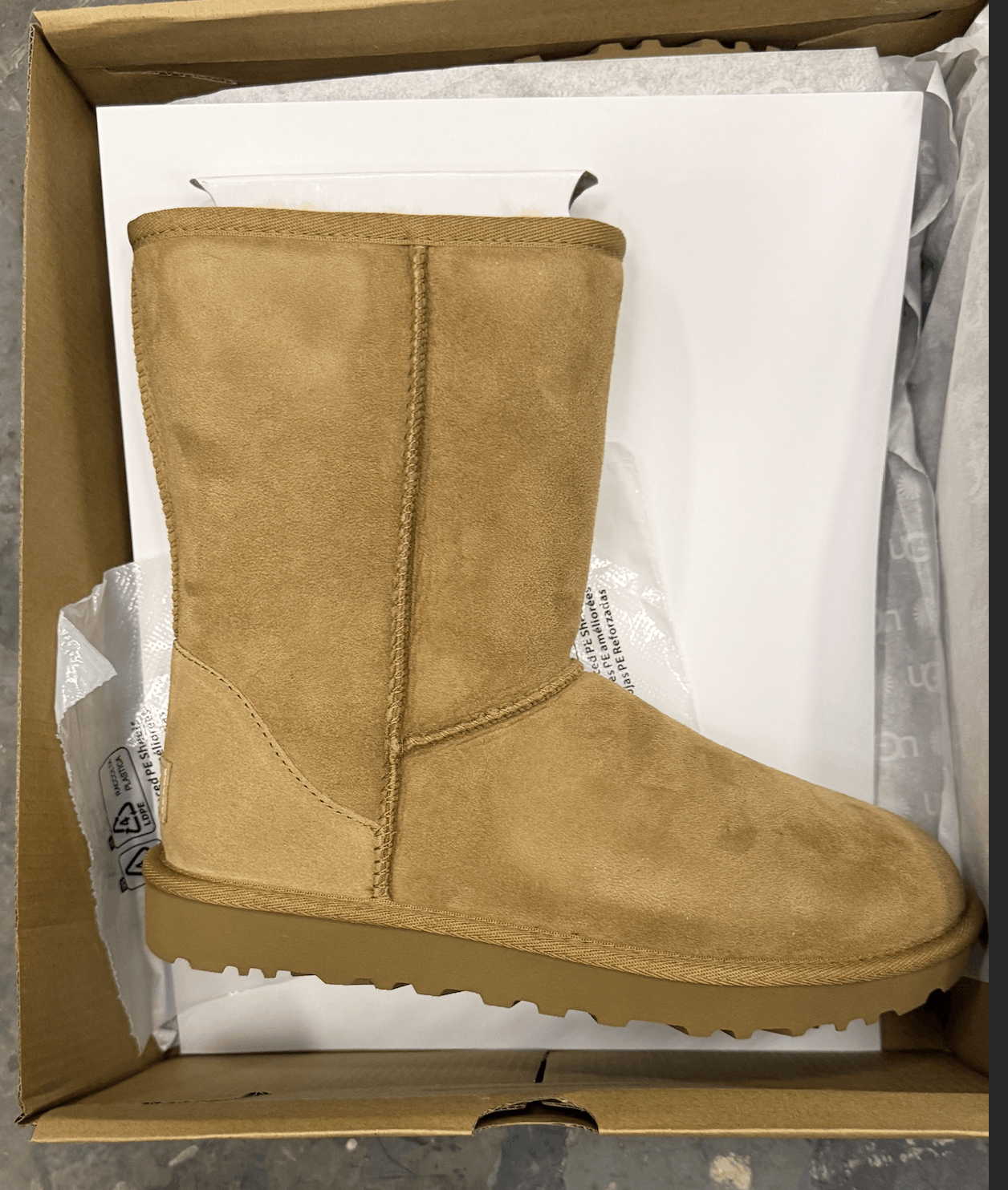 Ugg UGG boot Classic Short II Chestnut Size US 7 / IT 37 - 7 Thumbnail