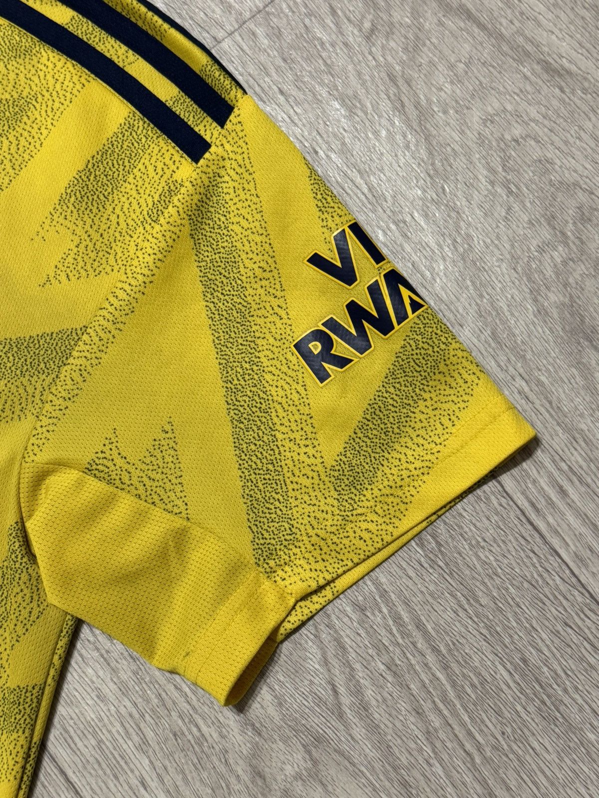 Adidas 🔷Adidas Arsenal 2019/20 Soccer jersey🔷 Size US M / EU 48-50 / 2 - 4 Thumbnail