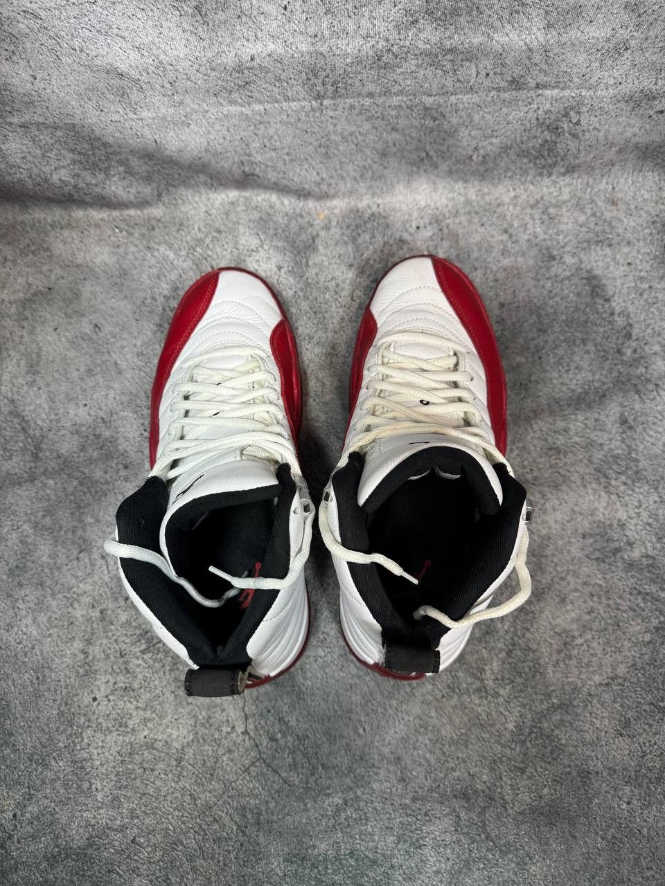 Jordan Brand Size 8 | Jordan 12 Cherry No Box | Pre-Owned Size US 8 / EU 41 - 4 Thumbnail