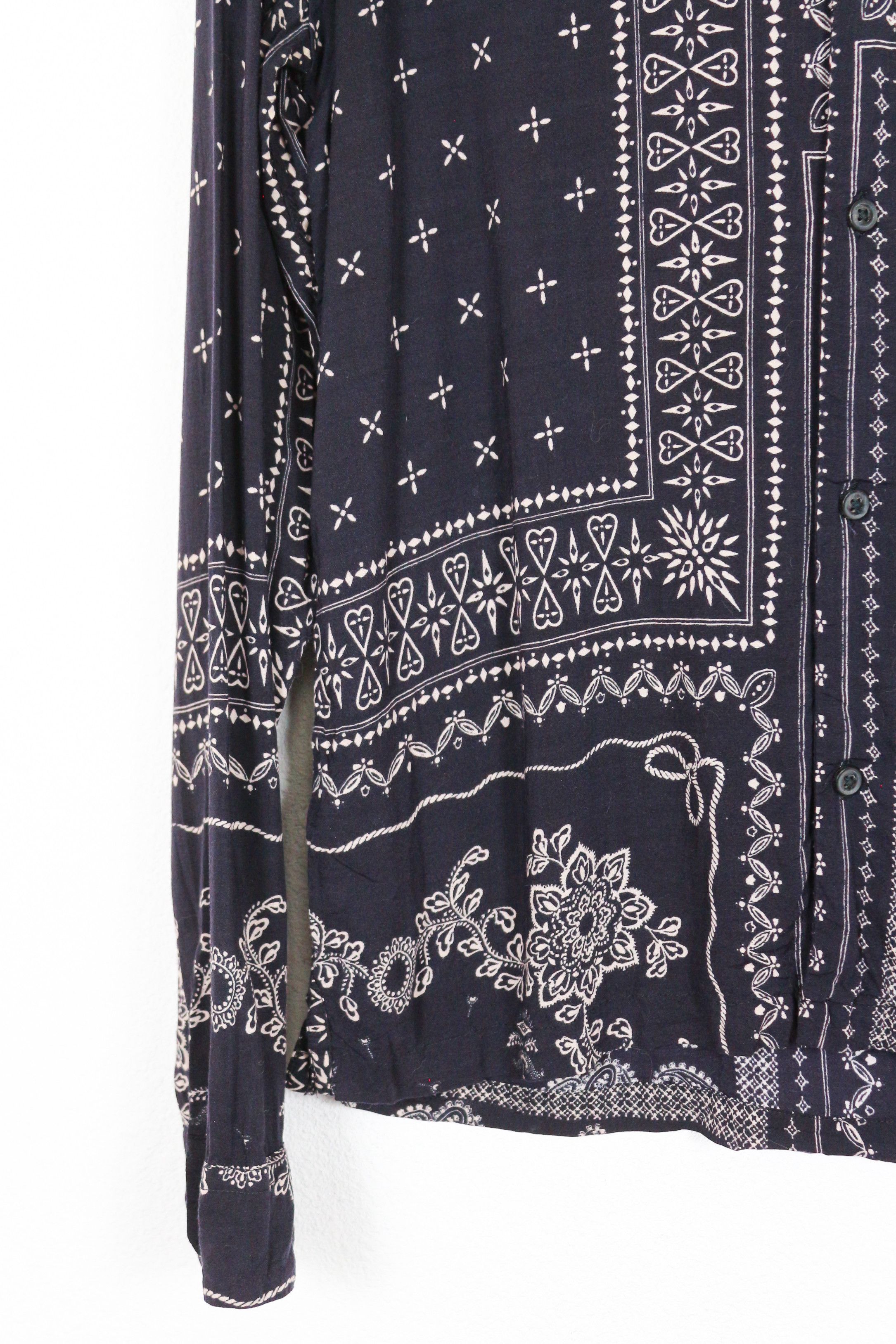 Allsaints Allsaints Cherito Bandana Printed Viscose Open Collar Shirt Size US S / EU 44-46 / 1 - 3 Thumbnail