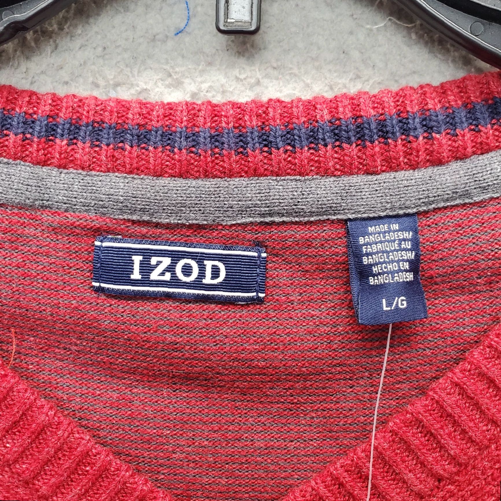 Izod IZOD Sweater Mens Large Dark Red Long Sleeve V-Neck Ribbed Cuff & Hem Pullover Shirt Mens Size L Red Knit Pullover Size US L / EU 52-54 / 3 - 6 Thumbnail