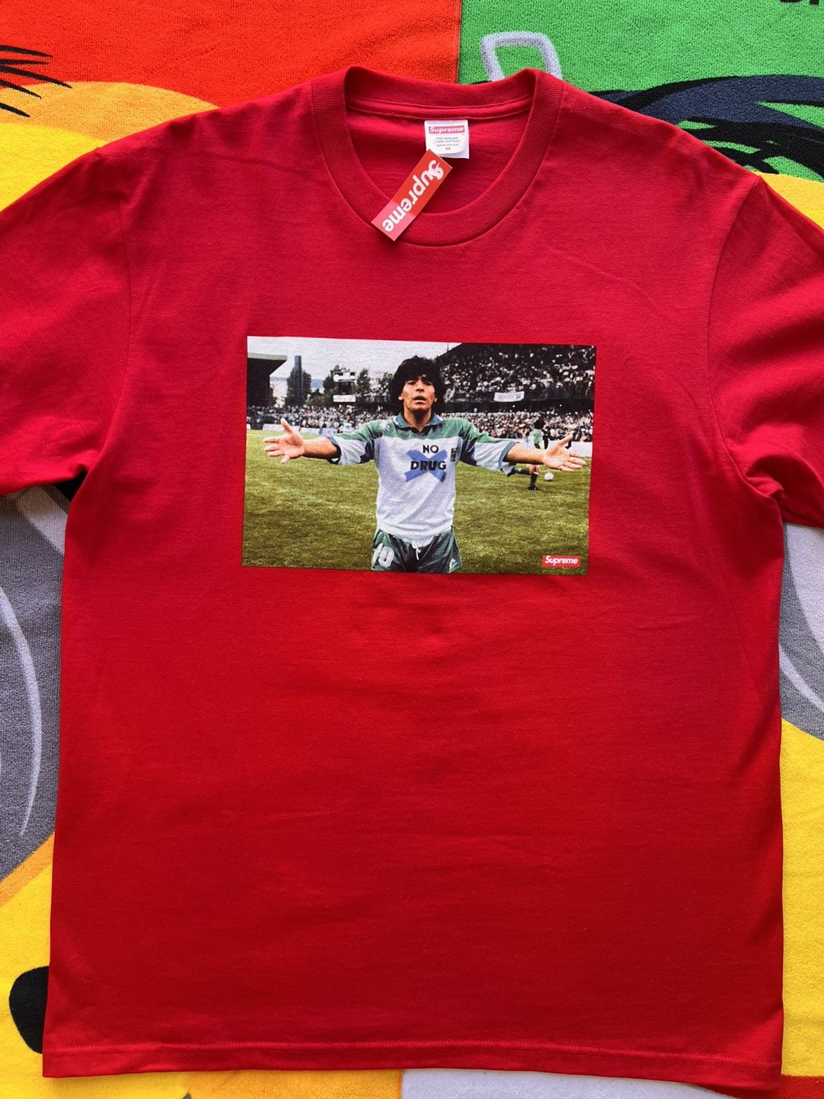 Supreme M Supreme Maradona Tee Red T-shirt football diego drugs new Size US M / EU 48-50 / 2 - 14 Thumbnail