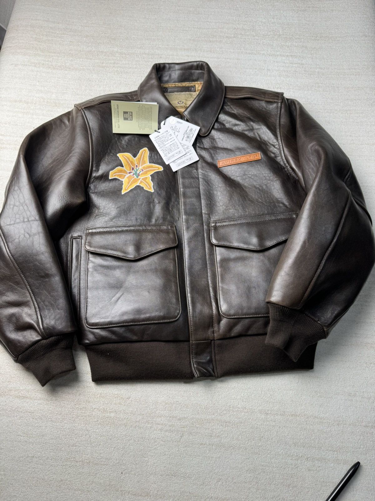 Avirex Avirex final fantasy VII A-2 leather flight jacket size 42 Size US L / EU 52-54 / 3 - 4 Thumbnail
