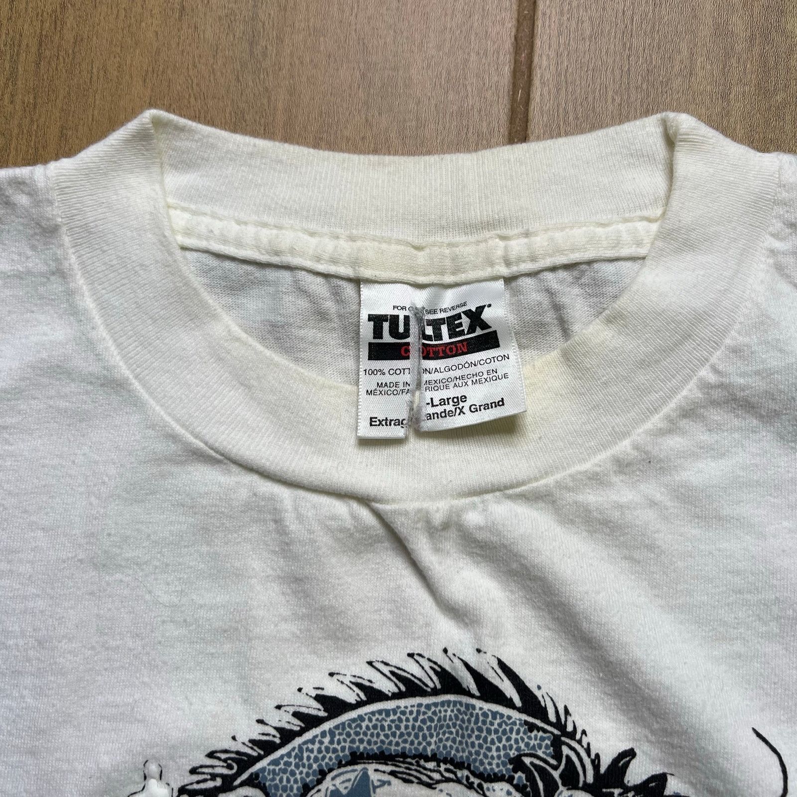 Tultex Y2K Year of the Dragon Honolulu Hawaii T-Shirt Men's Sz XL Size US XL / EU 56 / 4 - 5 Thumbnail