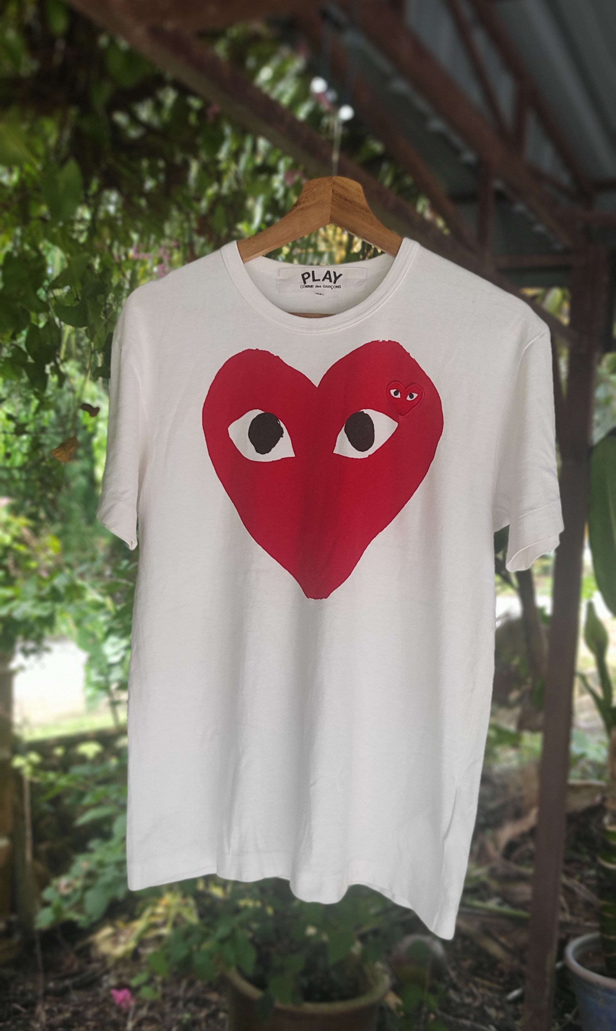 Comme des Garcons PLAY Comme Des Garcons Play Tshirt Size US M / EU 48-50 / 2 - 1 Thumbnail
