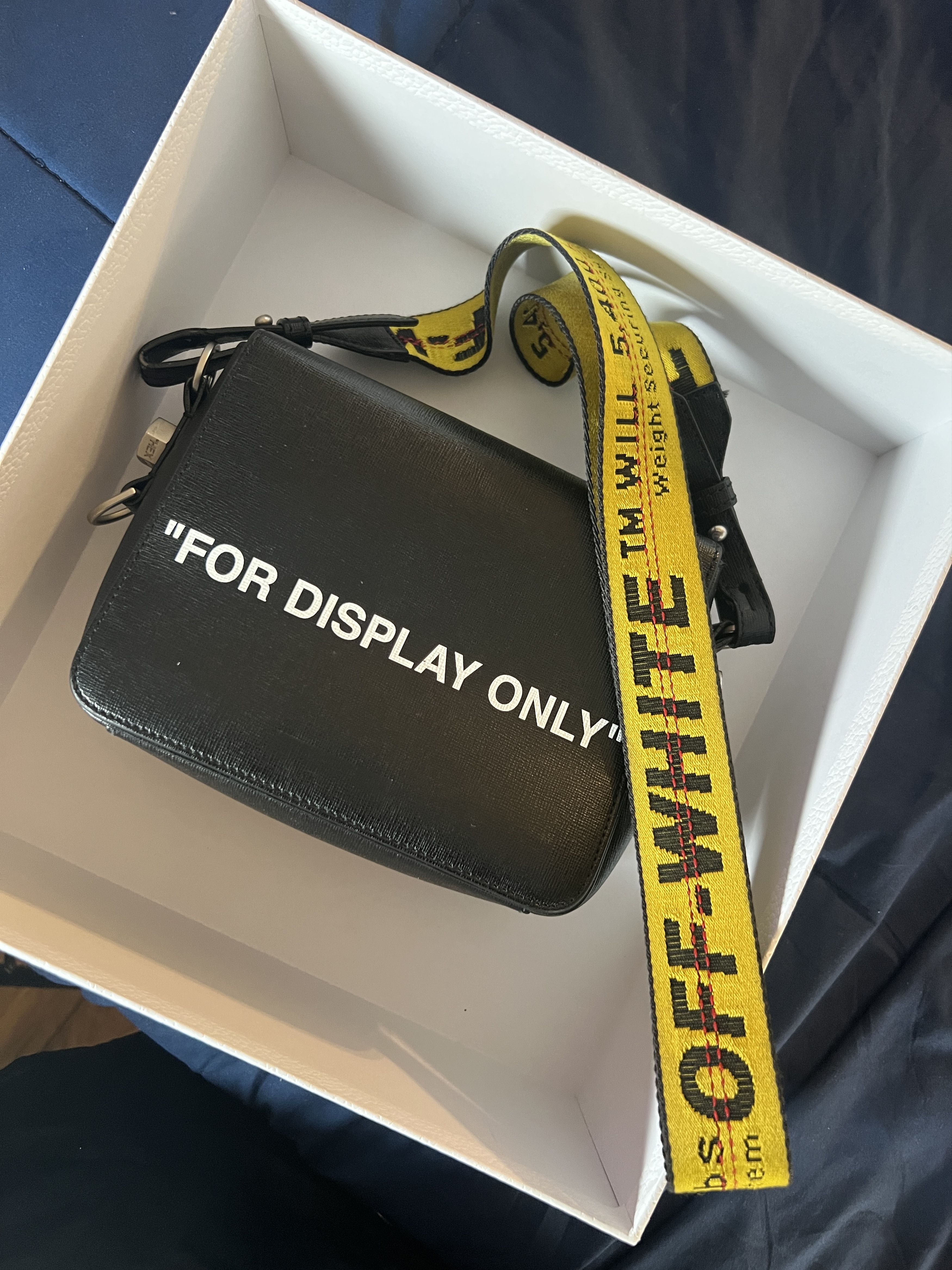 Off-White Off White by Virgil Abloh "For Display Only " cross body bag Size ONE SIZE - 8 Thumbnail