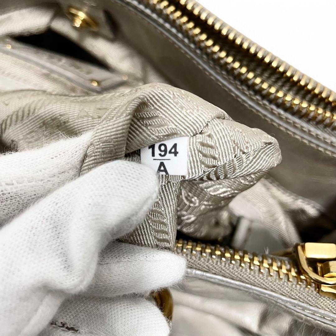 Prada Prada - Saffiano Leather Gray Gold Hardware Shoulder Bag Size ONE SIZE - 10 Thumbnail