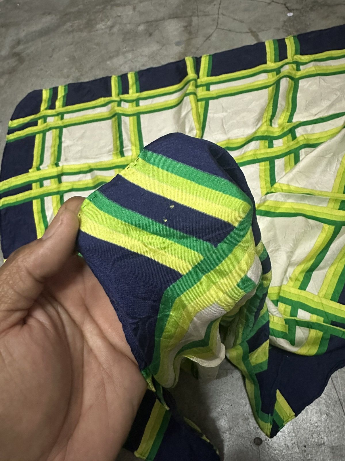 Vintage × Yves Saint Laurent Vintage Yvessaintlaurent Scarft Size ONE SIZE - 9 Thumbnail