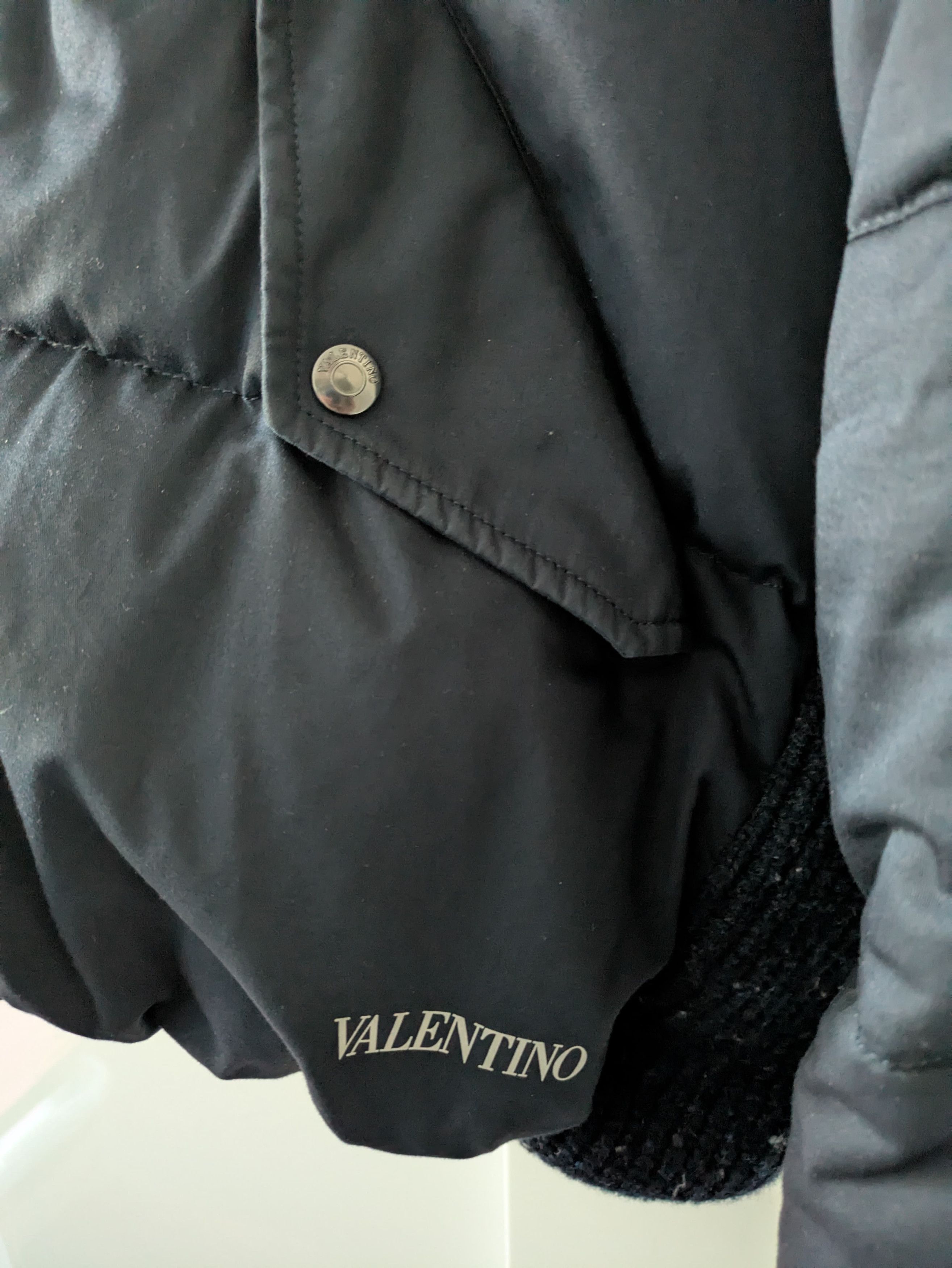 Valentino Valentino Garavani Daunenjacke Neu mit Etikett Size US L / EU 52-54 / 3 - 6 Thumbnail