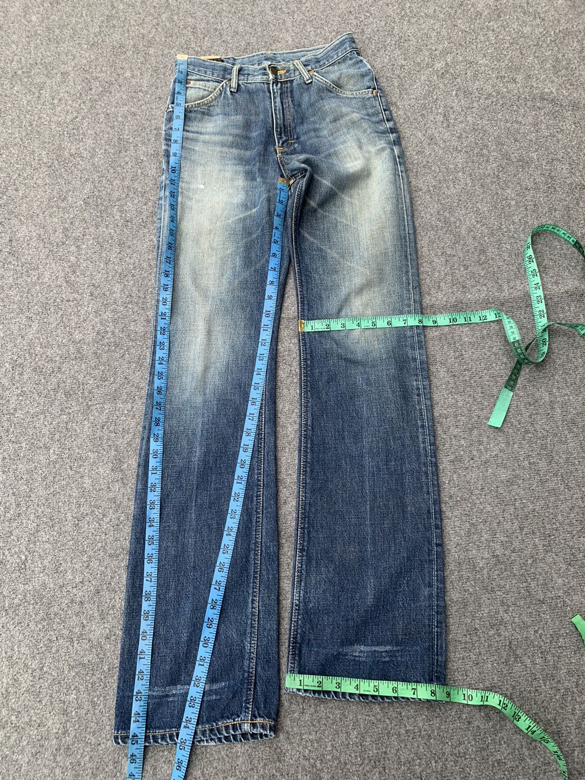 Lee FLARE DISTRESSED LEE RIDER. Size US 28 / EU 44 - 9 Thumbnail