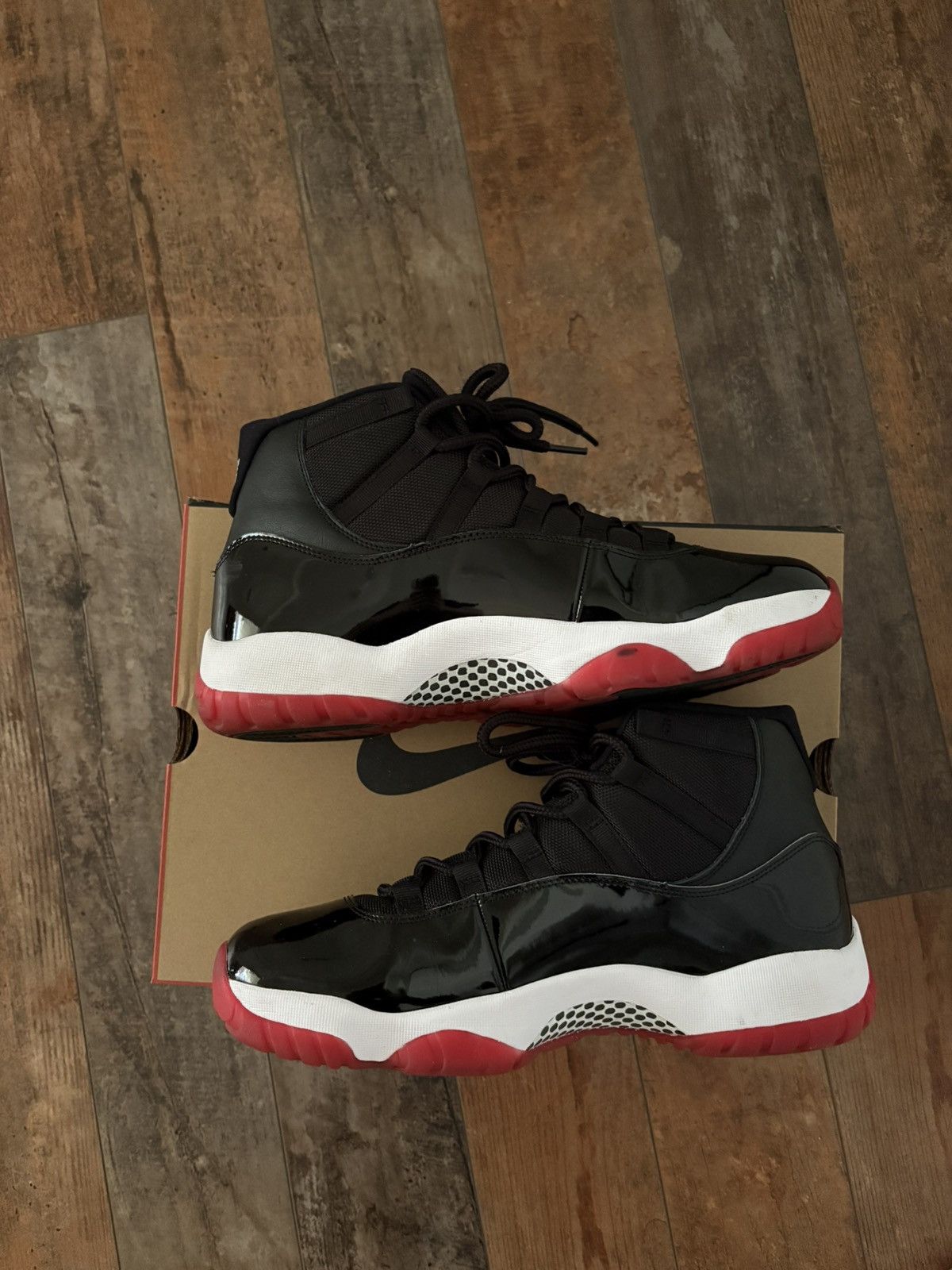 Jordan Brand Jordan 11 bred Size US 12.5 / EU 45-46 - 2 Thumbnail