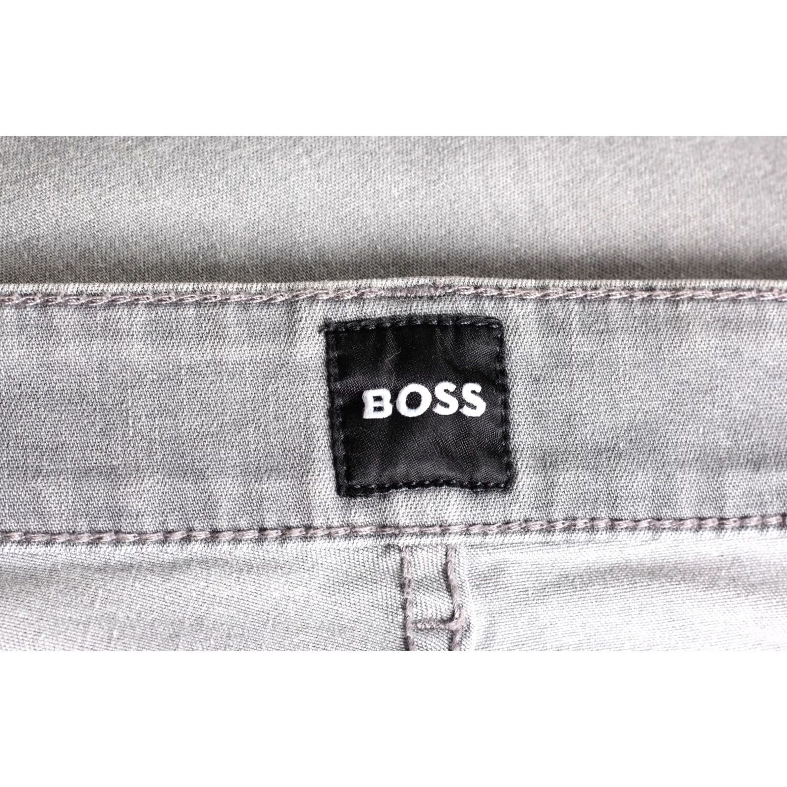 Hugo Boss HUGO BOSS Delaware Slim Fit Stretch Jeans Men Waist 35 Light Denim Grey Slim Pockets 5-Pocket Design 34 Inseam Mids Rise Cotton Elastane Jeans Men Size US 35 - 6 Thumbnail