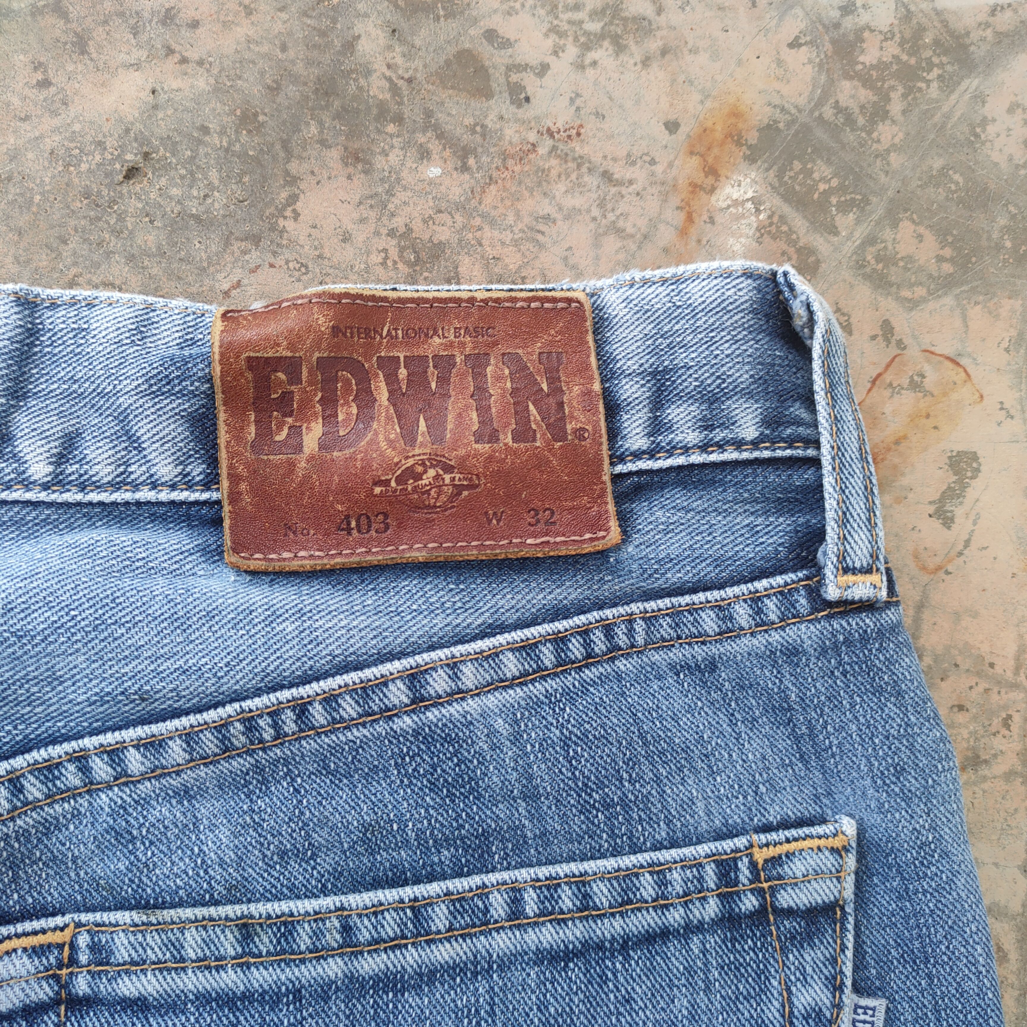 Edwin W33 VINTAGE EDWIN 403 FADED BLUE JEANS DENIM PANTS Size US 33 - 12 Thumbnail