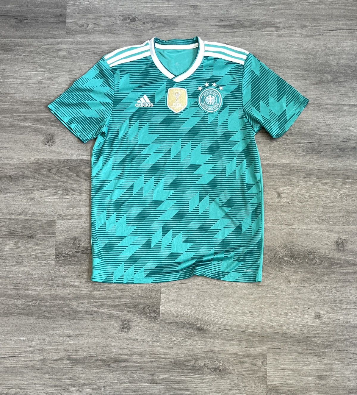 Adidas Adidas “2014 National Team Germany-FIFA Patch Jersey (Sz.M) Size US M / EU 48-50 / 2 - 1 Thumbnail