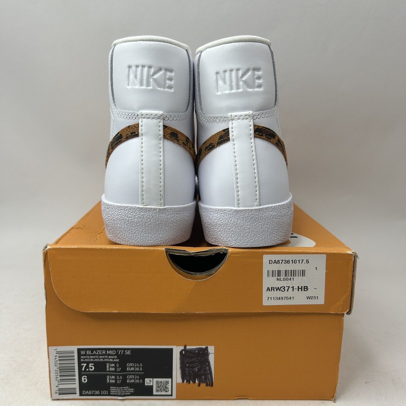 Nike Nike Blazer Mid ‘77 SE WMNS “Leopard” 2024 Size US 7.5 / IT 37.5 - 4 Thumbnail
