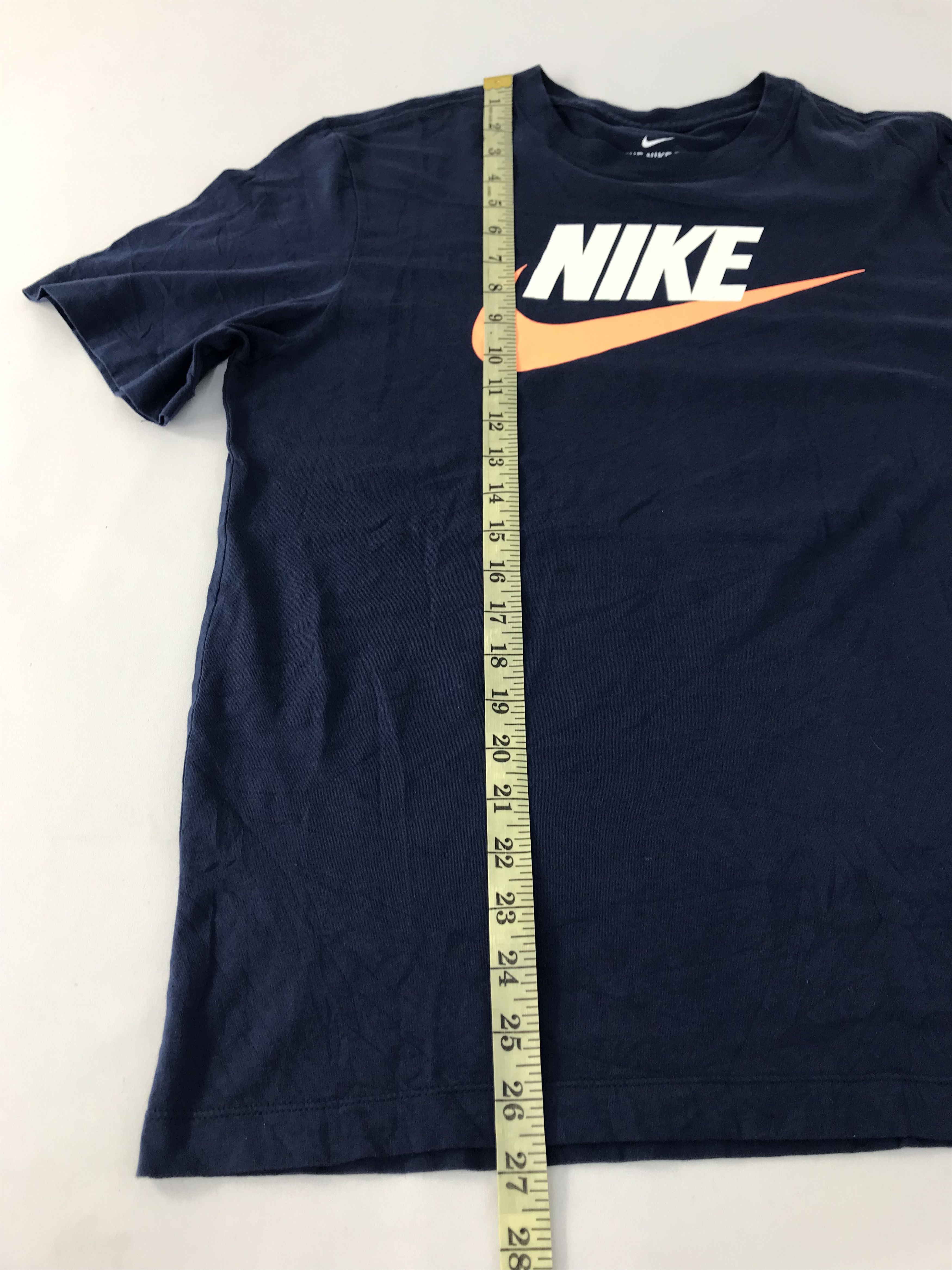 Nike Nike Swoosh Big Logo Spell Out Printed Tee T-shirt Size L / US 10 / IT 46 - 11 Thumbnail