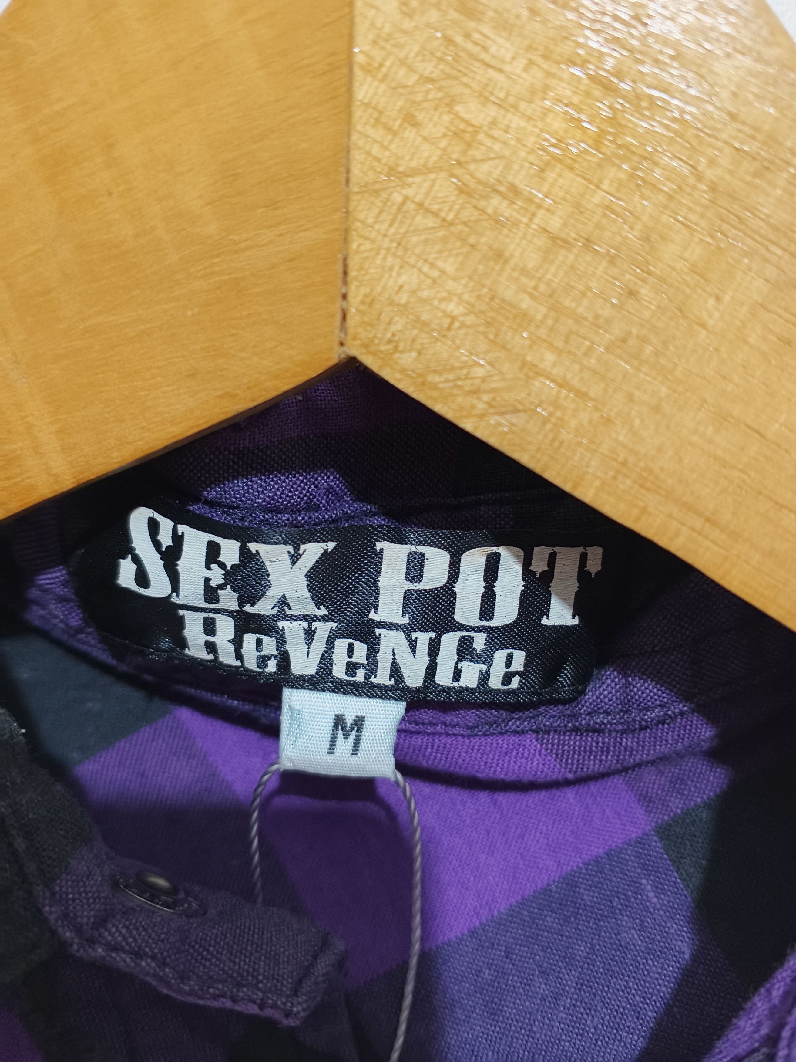Sex Pot ReVeNGe SEX POT REVENGE PUNK GOTHIC PURPLE BUTTON SHIRT Size S / US 4 / IT 40 - 6 Thumbnail