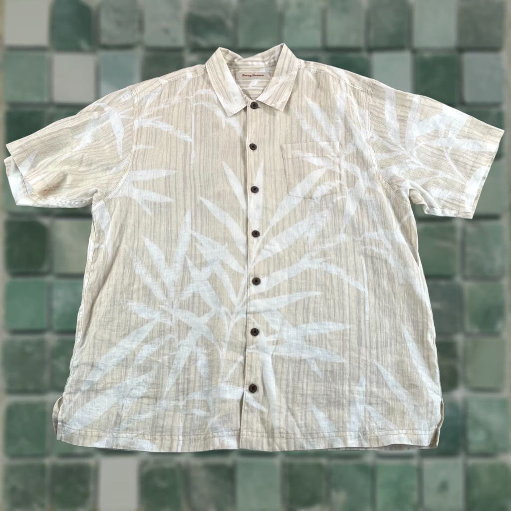 Tommy Bahama Tommy Bahama Camp Shirt Men XL Beige Floral Hawaiian 100% Linen SS Beach NWOT Size US XL / EU 56 / 4 - 1 Thumbnail