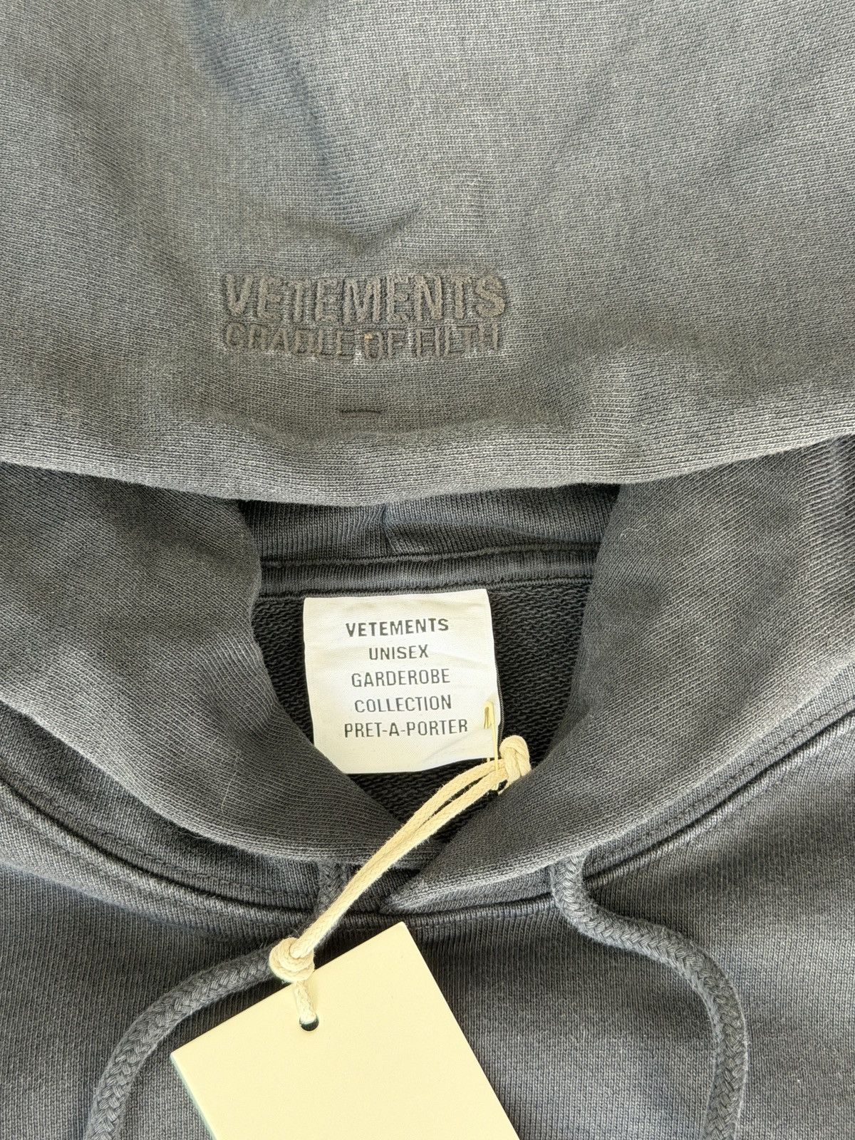 Vetements Vetements x Cradle of filth hoodie Size US L / EU 52-54 / 3 - 6 Thumbnail