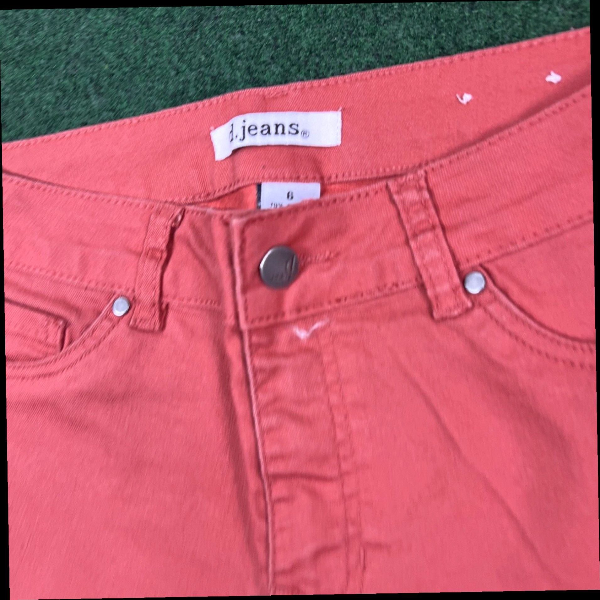 Pinko D Jeans Shorts Womens 6 Red Pink Denim Cotton Pockets Beach Resort Summer Capri Size 28" / US 6 / IT 42 - 3 Thumbnail