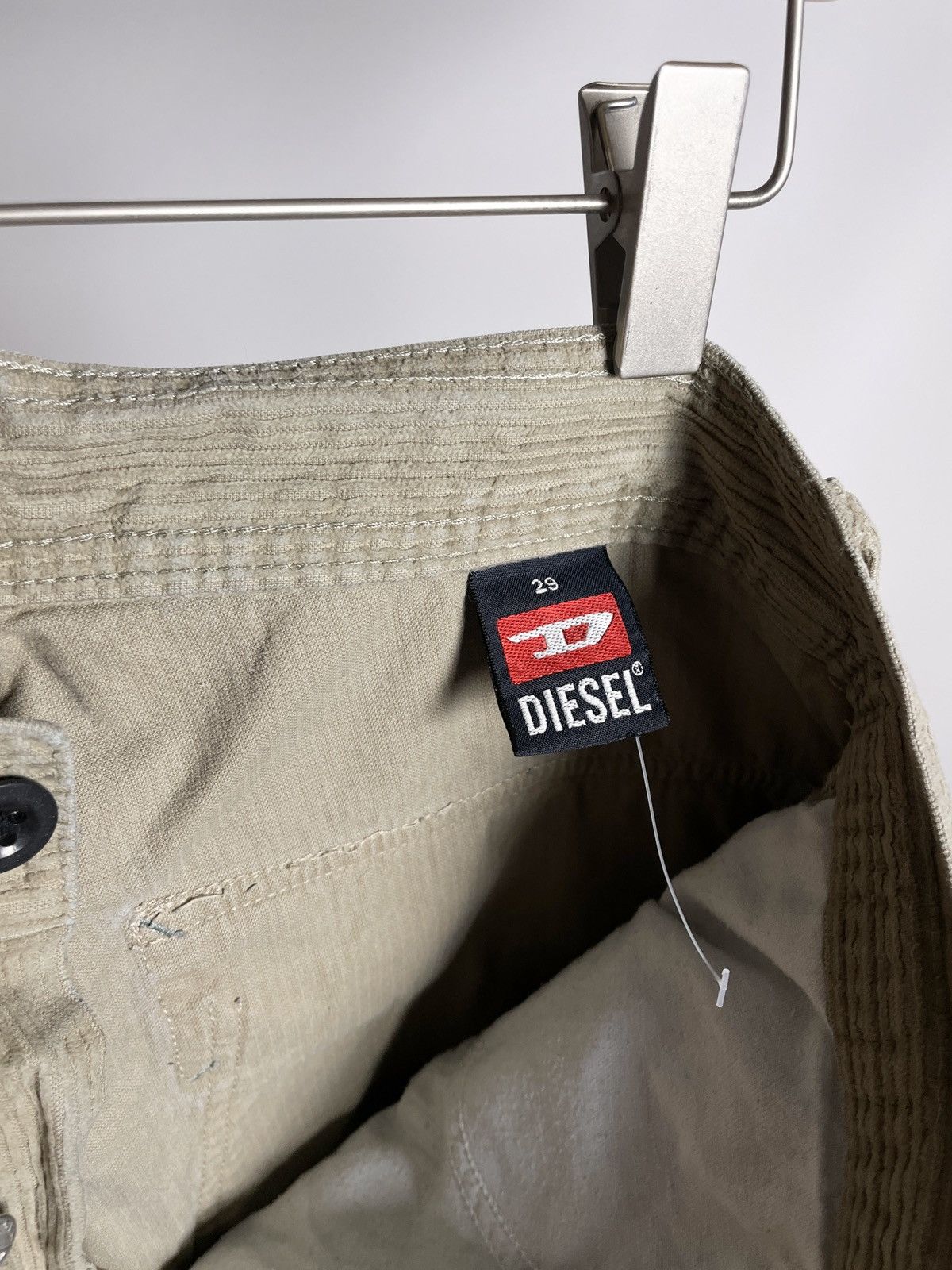 Diesel × Diesel Black Gold × Vintage VINTAGE 👁️ Diesel Velvet double knee carpenter Beige Shorts Size US 29 - 13 Thumbnail