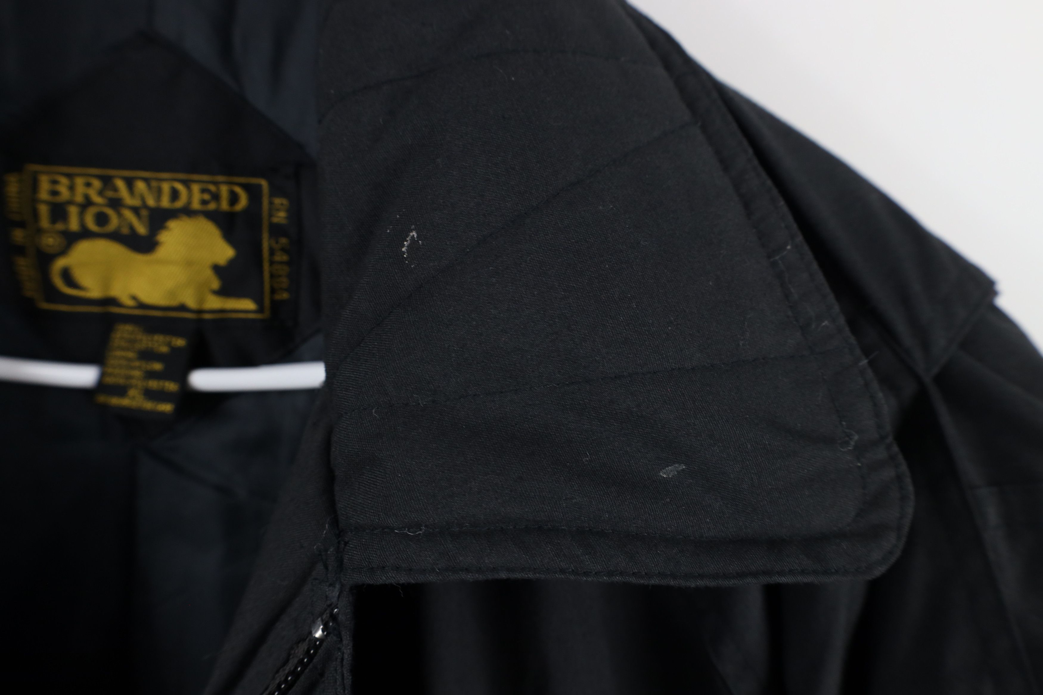 Vintage Vintage 90s Streetwear Quilted Full Zip Puffer Bomber Jacket Size US XL / EU 56 / 4 - 4 Thumbnail