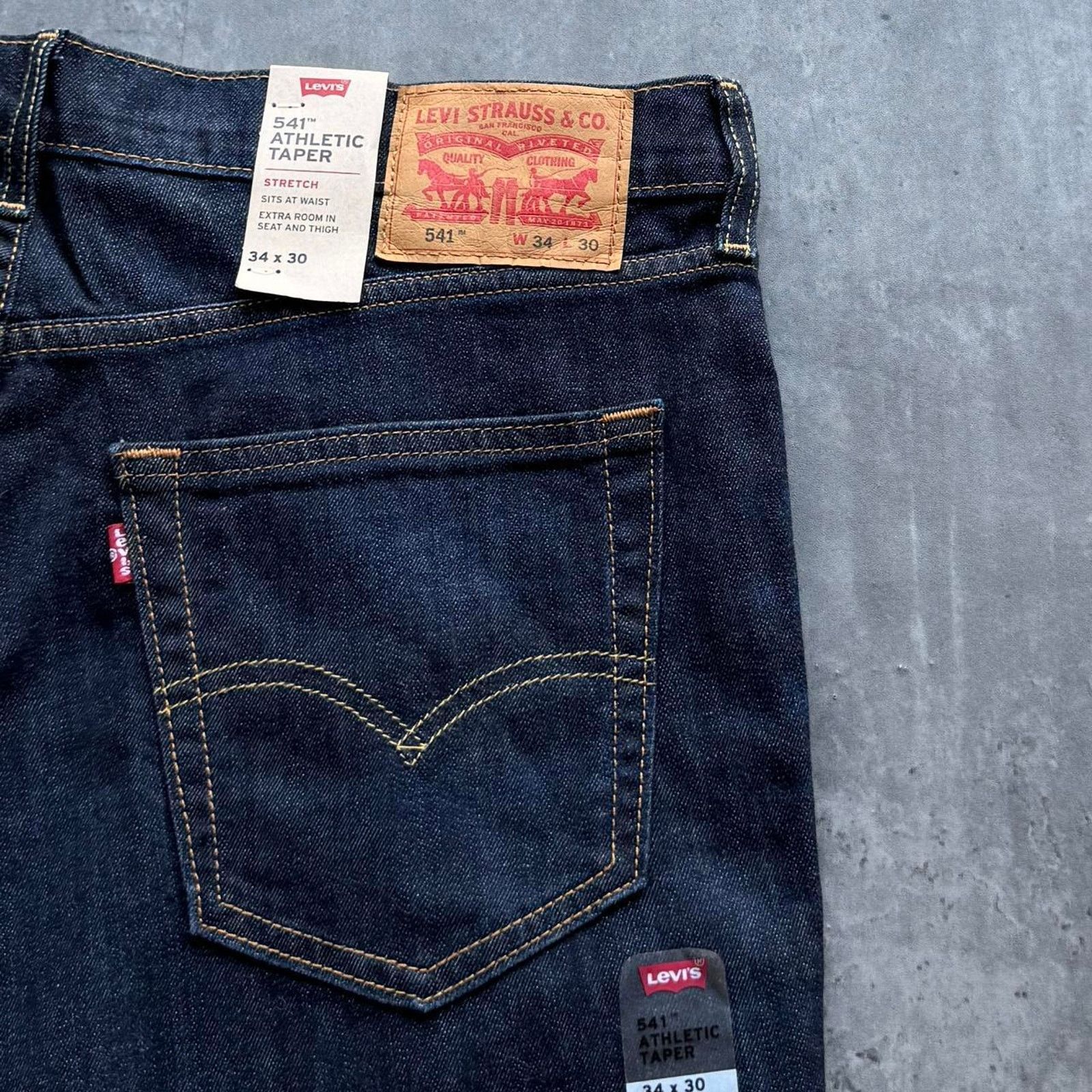 Levi's × Levi's Vintage Clothing × Vintage Vintage Y2K Levi’s 541 Athletic Taper Dark Wash Denim Jeans Size US 34 / EU 50 - 3 Thumbnail