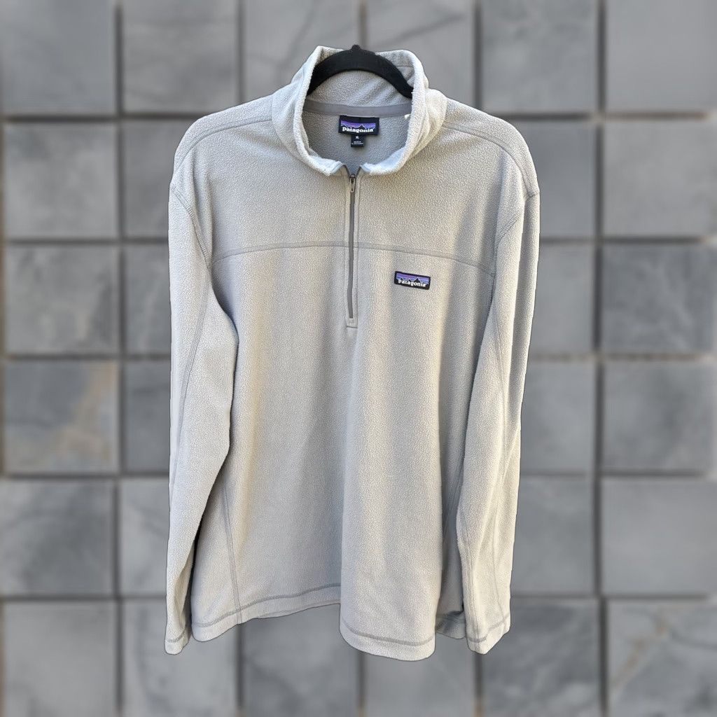 Patagonia Patagonia Pullover Sweatshirt Gray Solid XL Zip Pocket Poly Stretch Outdoor Mens Knit-Short Sleeve? Size US XL / EU 56 / 4 - 1 Thumbnail