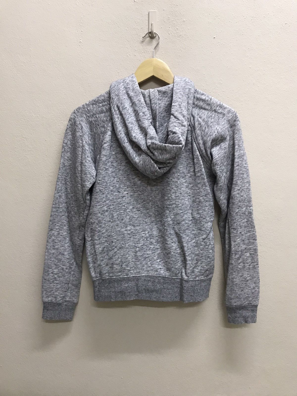 Japanese Brand UNIQLO PLAIN ZIP UP SWEATER HOODIE FOR KIDS Size XXS / US 00 / IT 34 - 6 Thumbnail