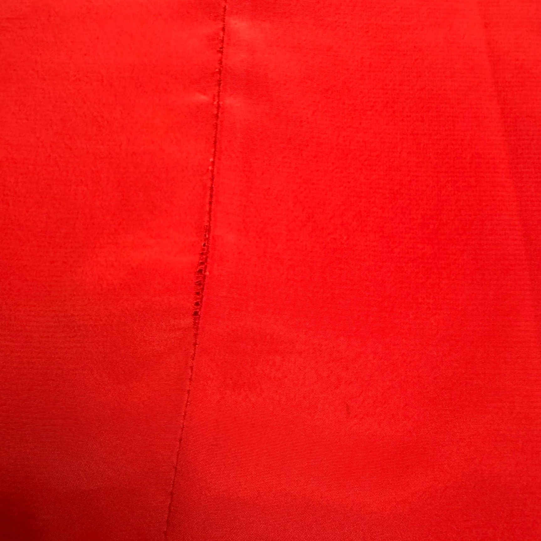 Vintage VINTAGE Judy Bond Satin Blouse Women L Red Crew Neck Short Sleeve Modern Classic Shirt Adult Regular Size Large Red Womens Blouse 80s Vintage ♪ Size L / US 10 / IT 46 - 6 Thumbnail