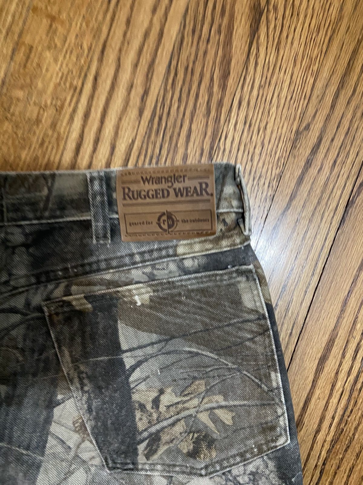Wrangler Vintage real tree camo jeans Size US 34 / EU 50 - 4 Thumbnail